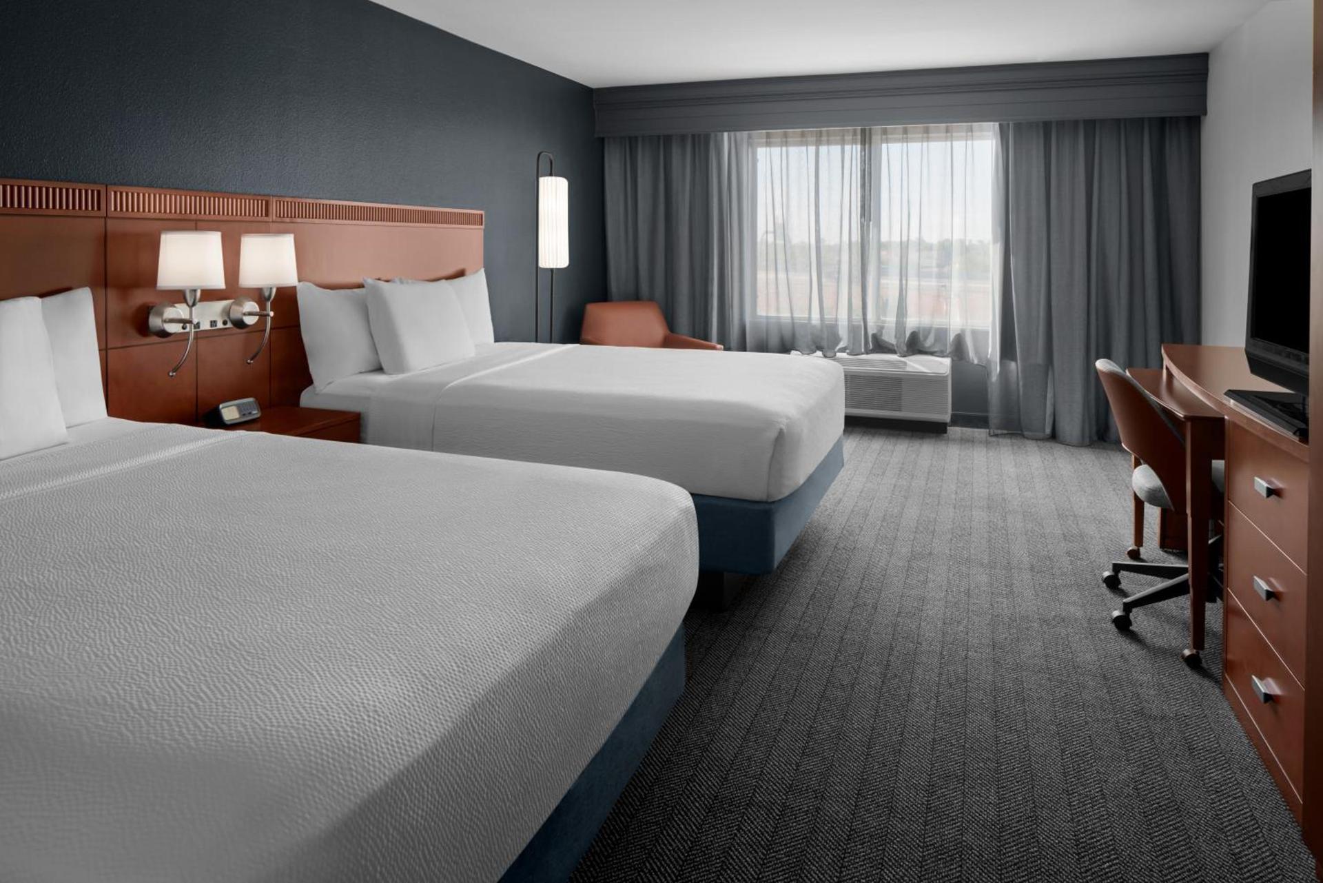Courtyard by Marriott Phoenix West/Avondale photo 28