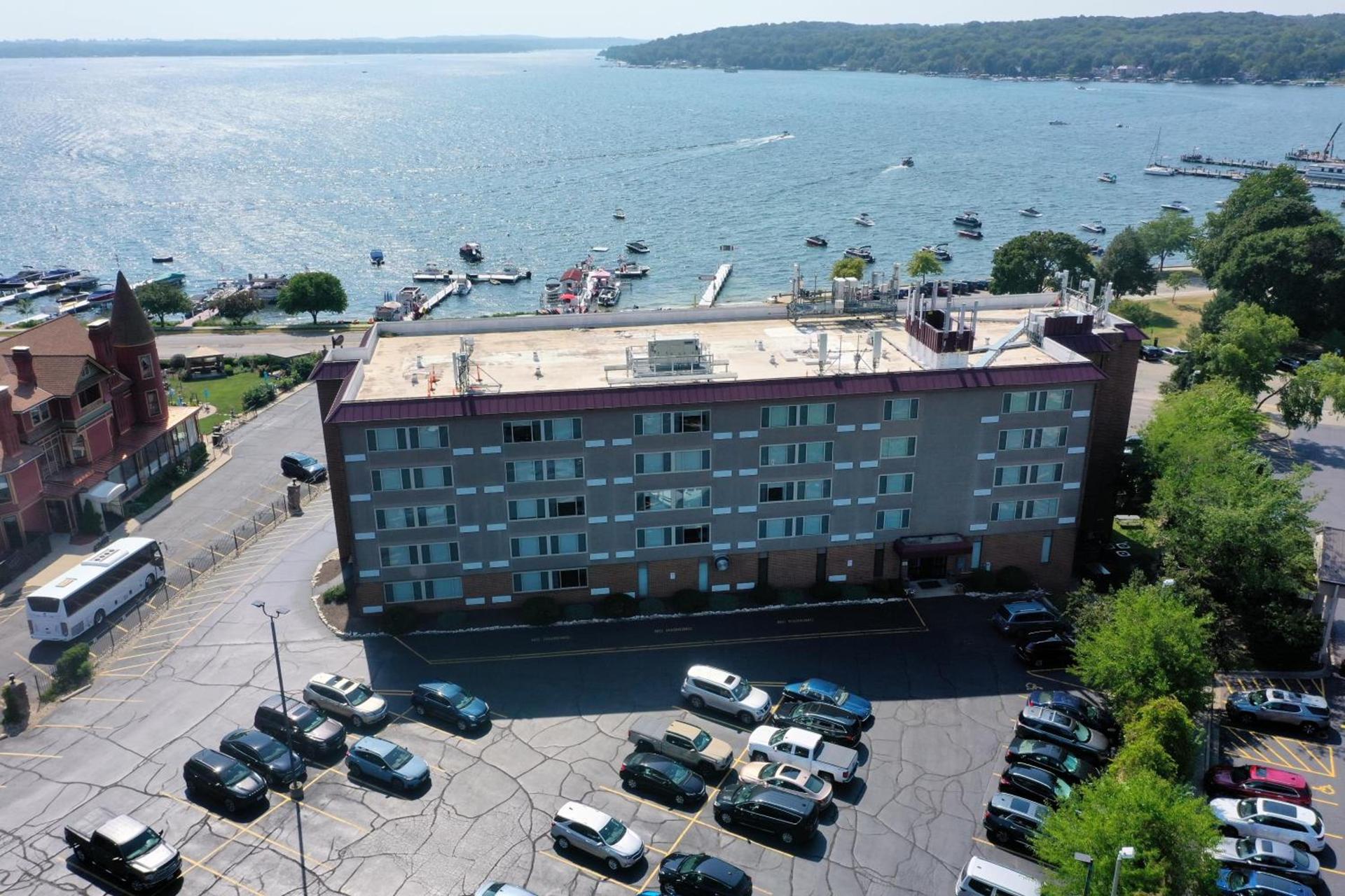 Harbor Shores on Lake Geneva photo 66