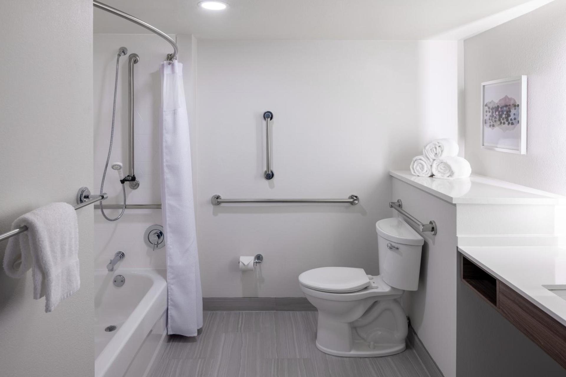 Crowne Plaza Atlanta NE - Norcross by IHG photo 4
