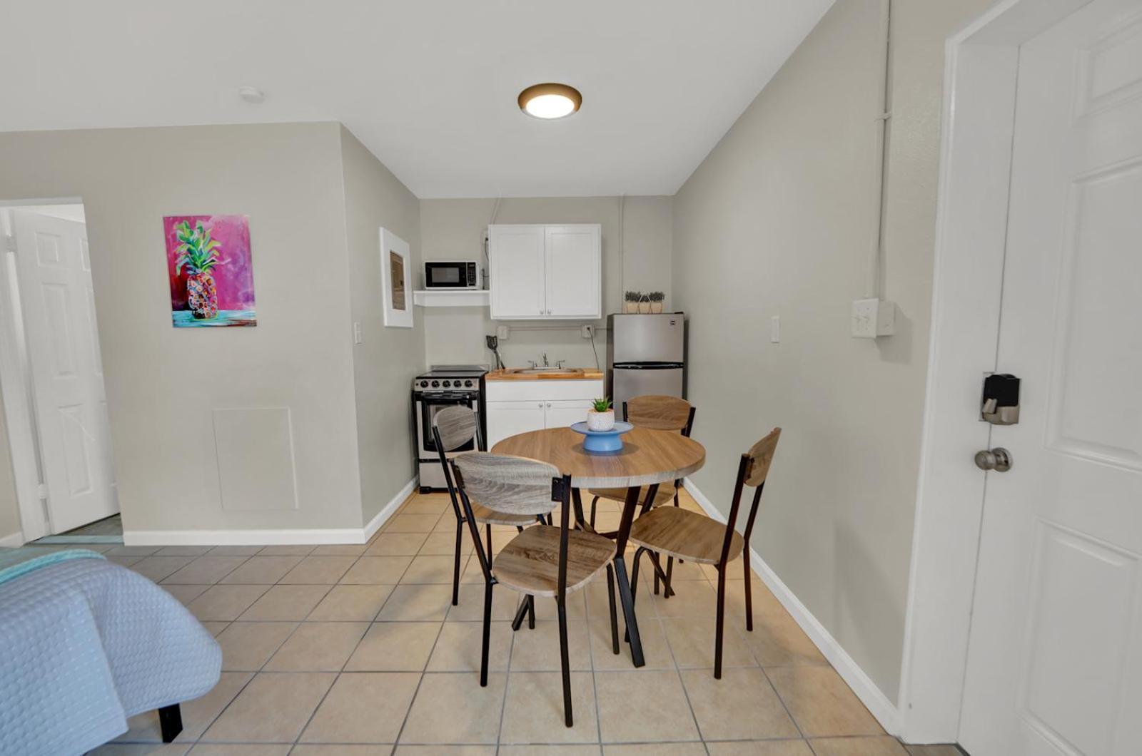 Sea Foam Suites photo 19