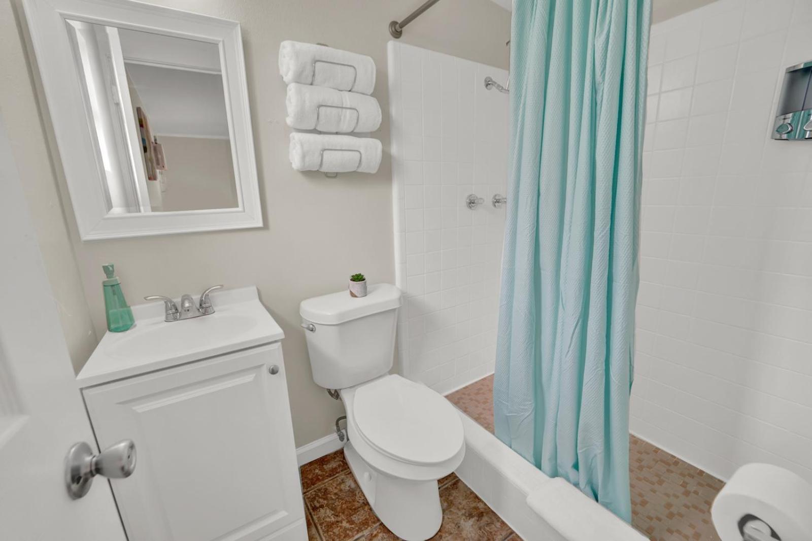 Sea Foam Suites photo 23