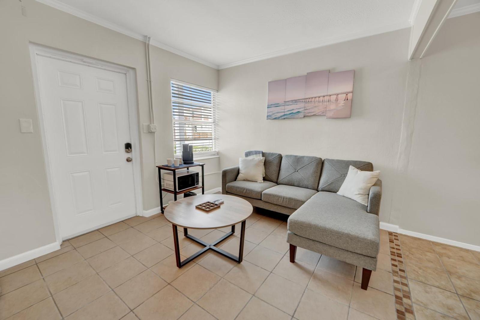 Sea Foam Suites photo 67