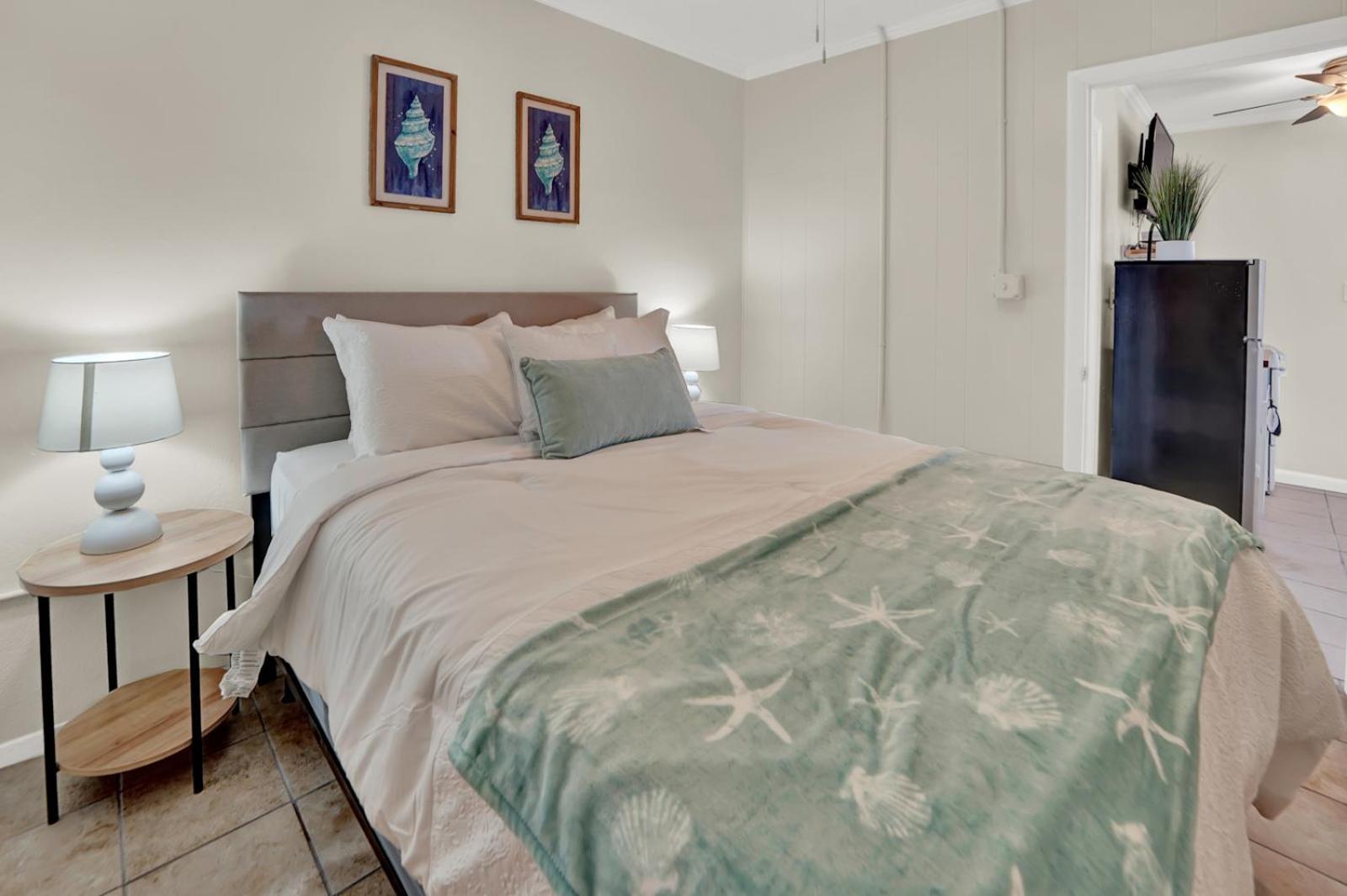 Sea Foam Suites photo 65