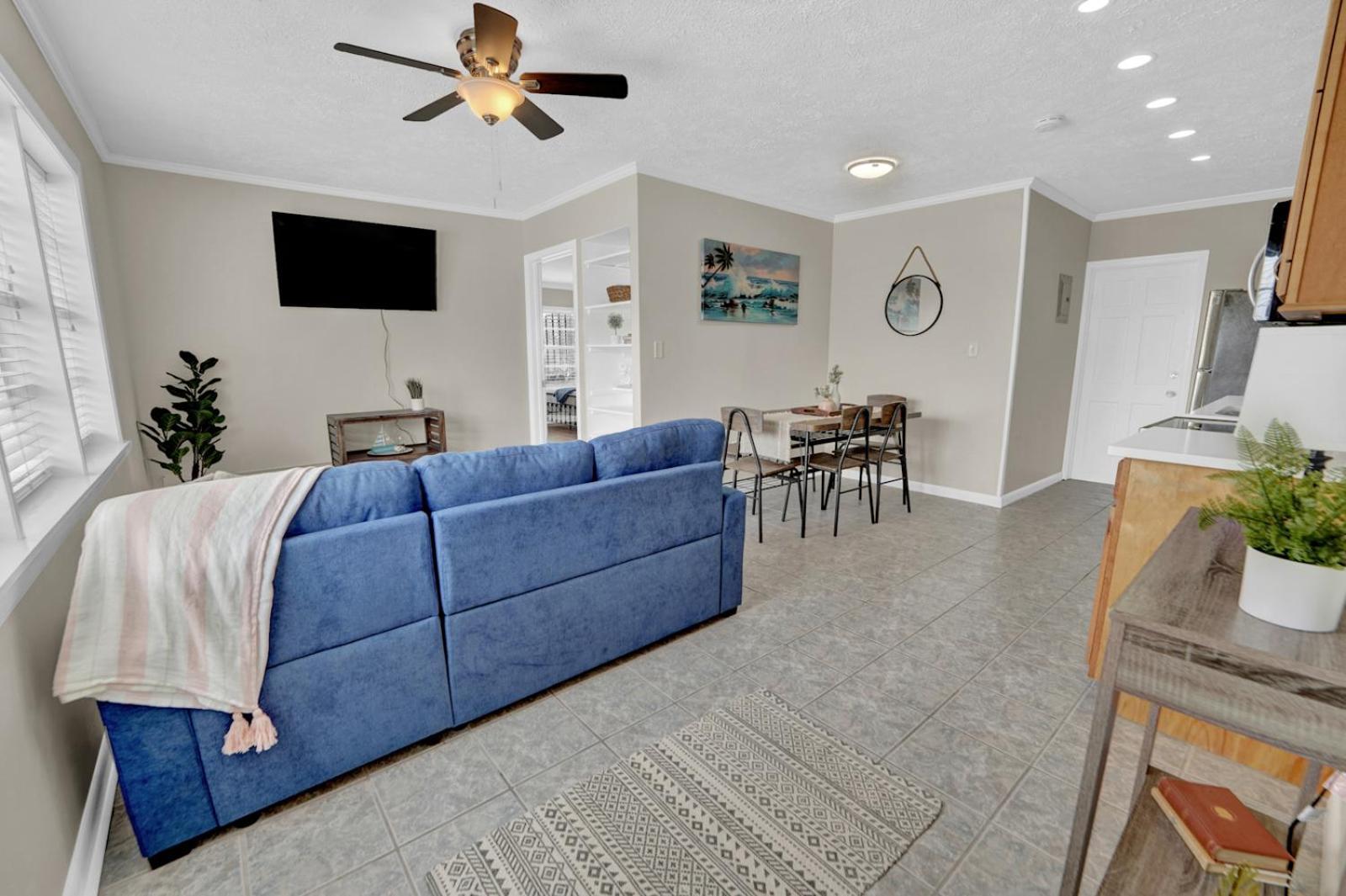 Sea Foam Suites photo 43