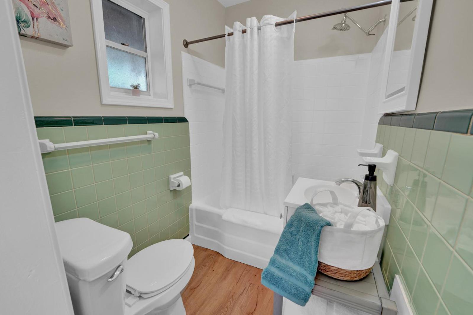 Sea Foam Suites photo 49