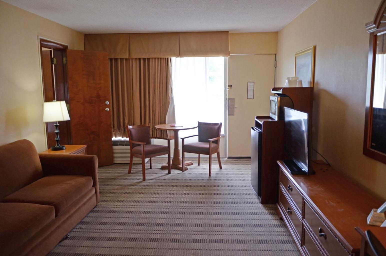Rodeway Inn Lynchburg near University photo 55