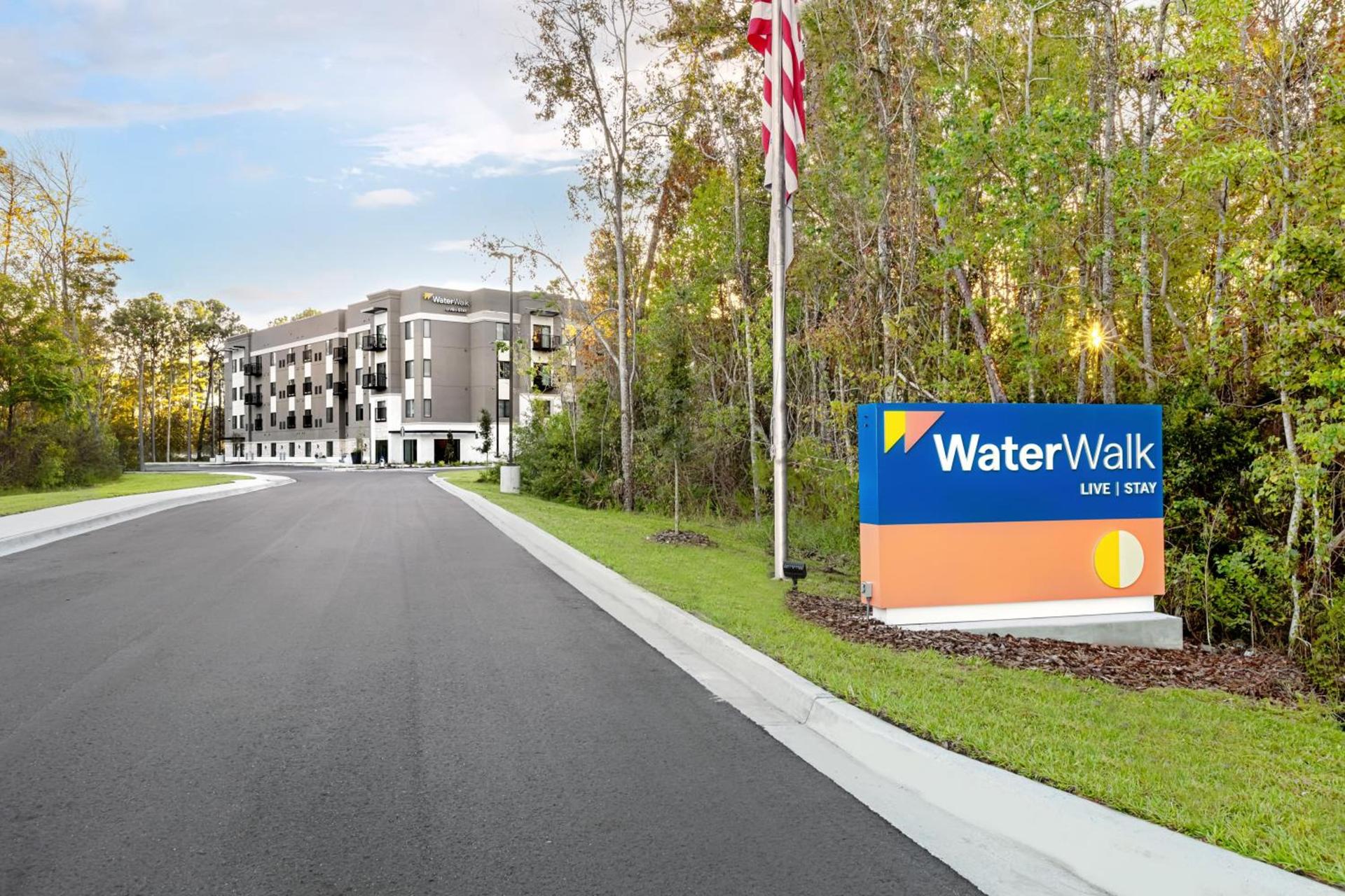 WaterWalk Extended Stay by Wyndham Jacksonville Deerwood Pk photo 30
