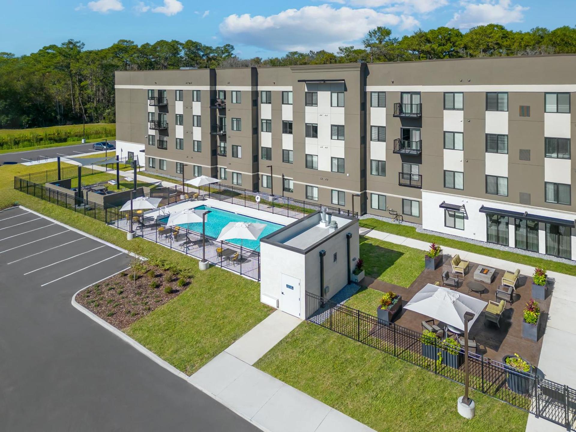 WaterWalk Extended Stay by Wyndham Jacksonville Deerwood Pk photo 33