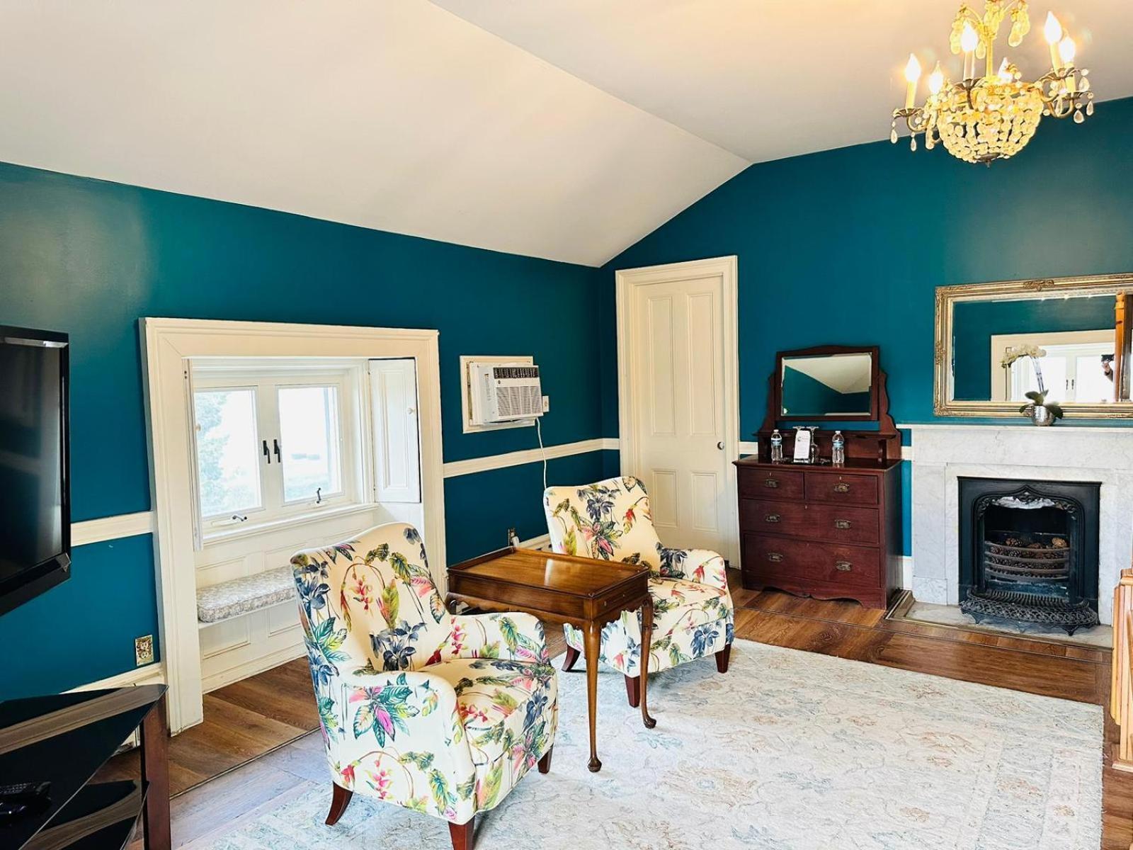 The Hamilton Hoppin House photo 58