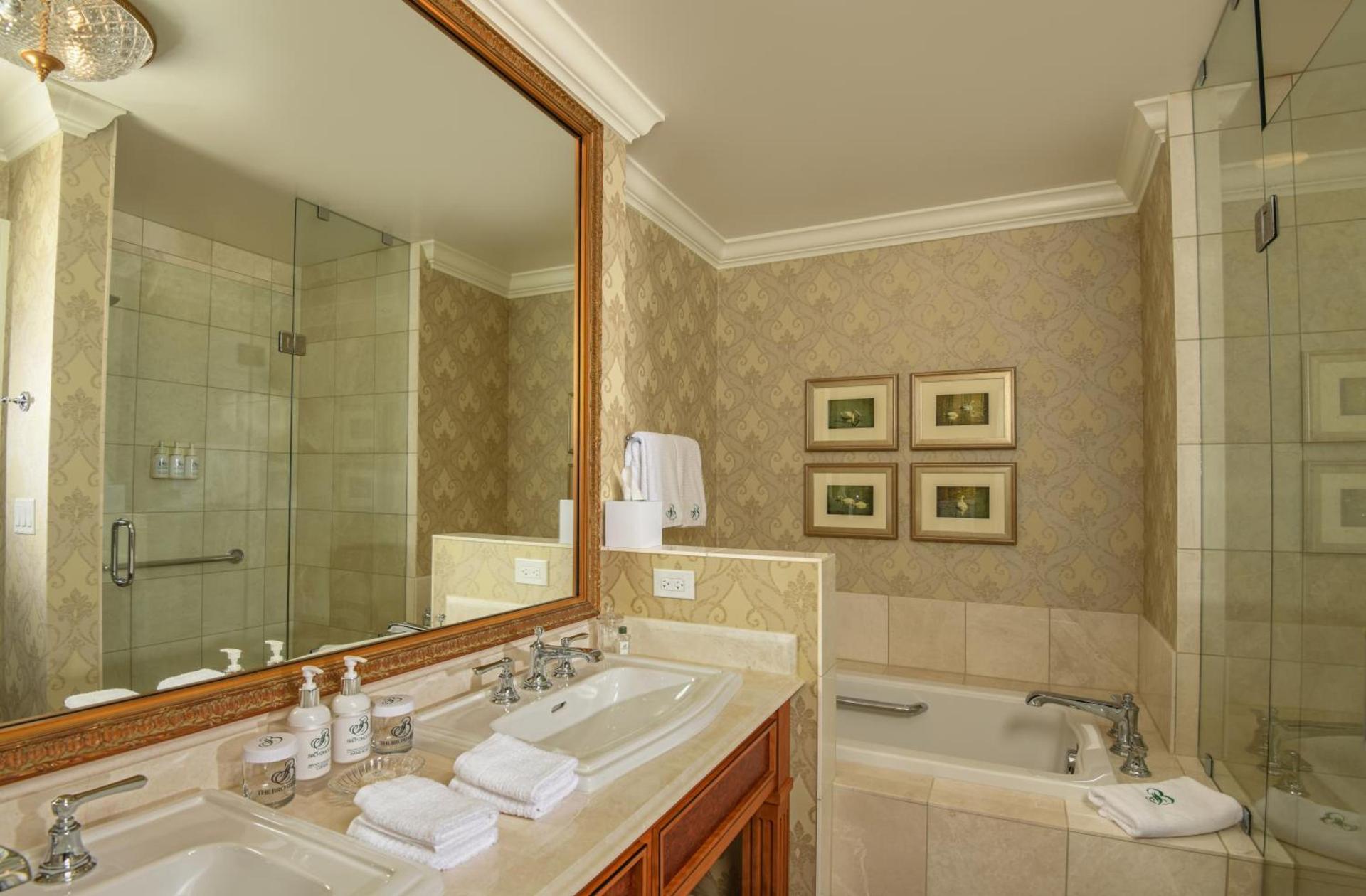 The Broadmoor photo 47