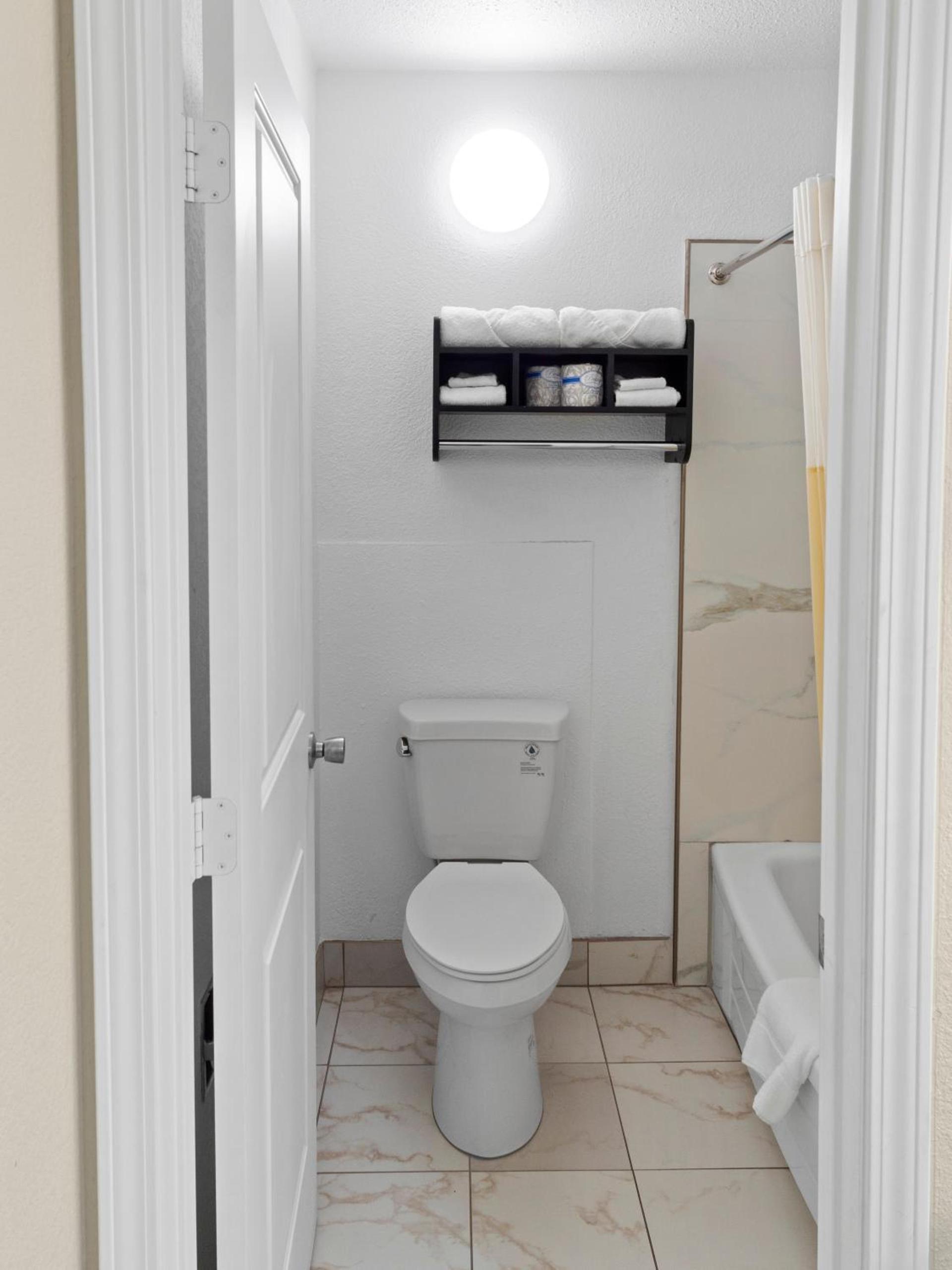 Dream Inn photo 13