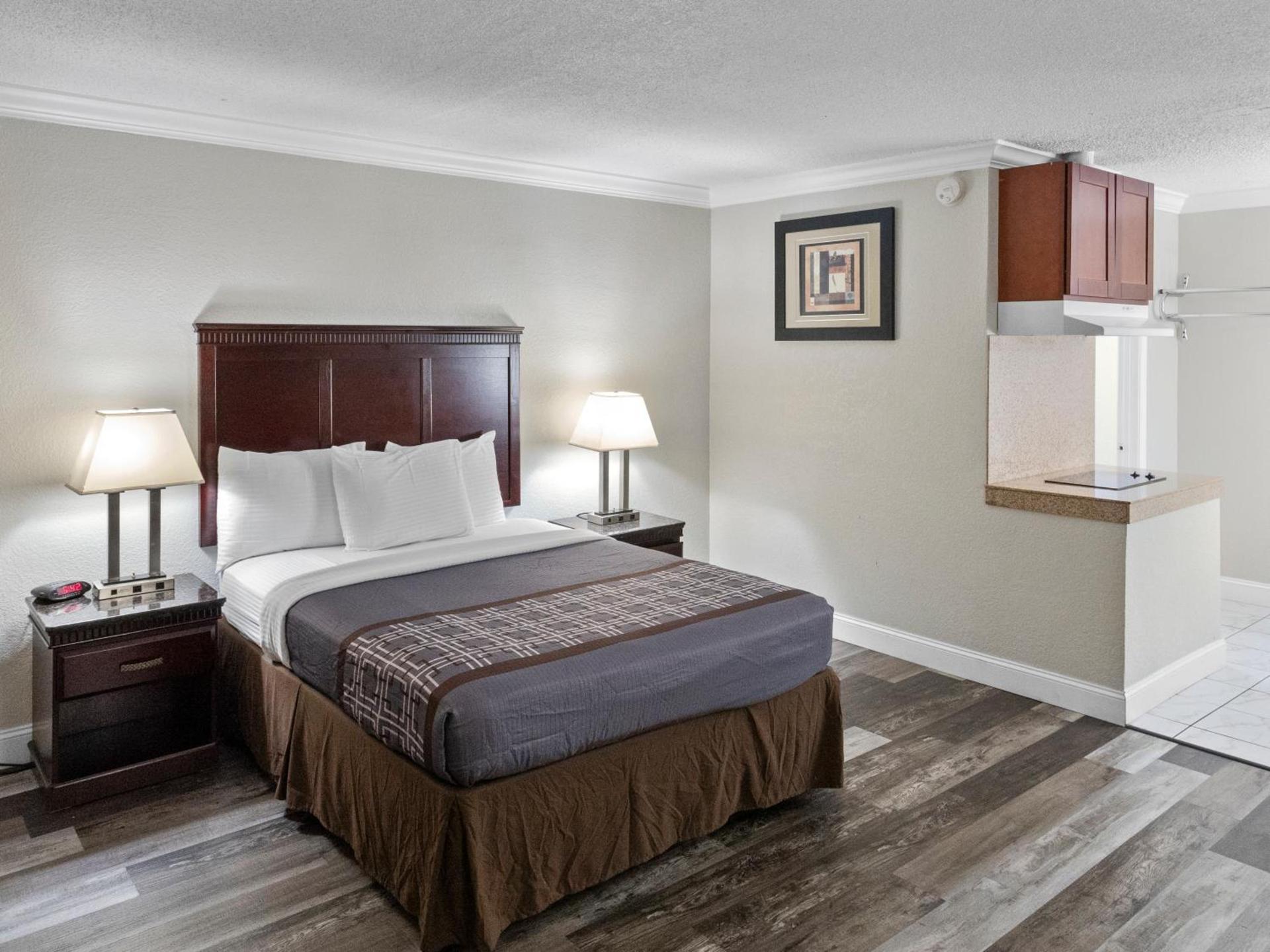 Dream Inn photo 28