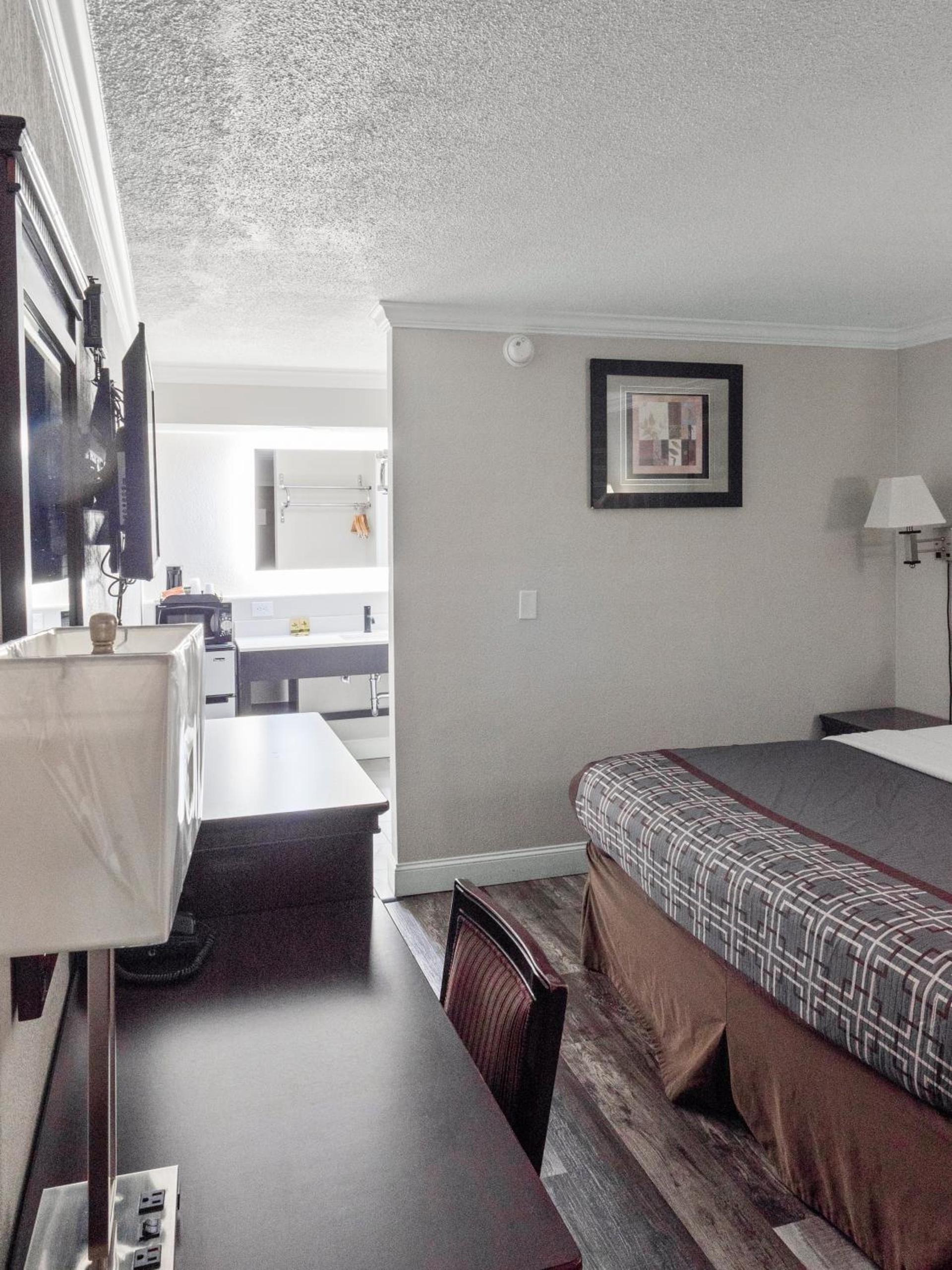 Dream Inn photo 38