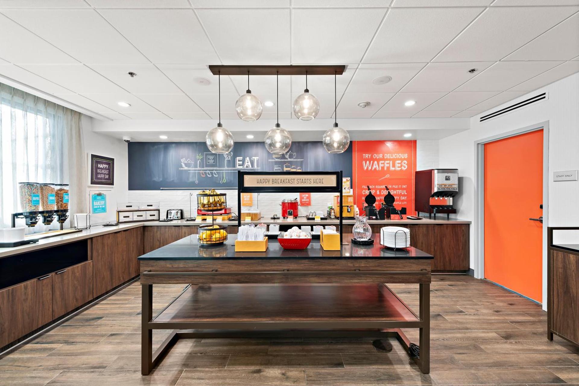 Hampton Inn by Hilton Los Angeles Airport LAX photo 28