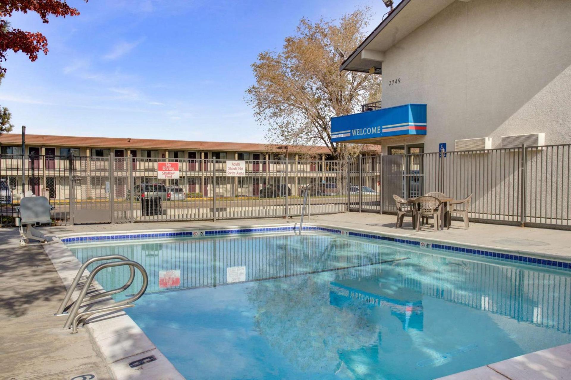Motel 6-Carson City, NV photo 4