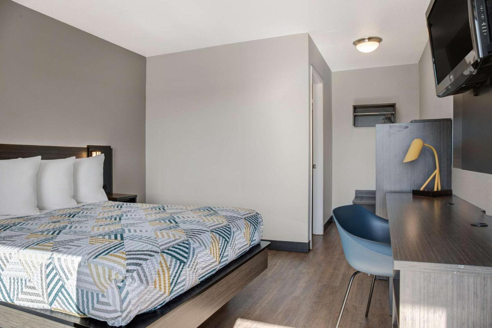 Motel 6-Carson City, NV photo 9