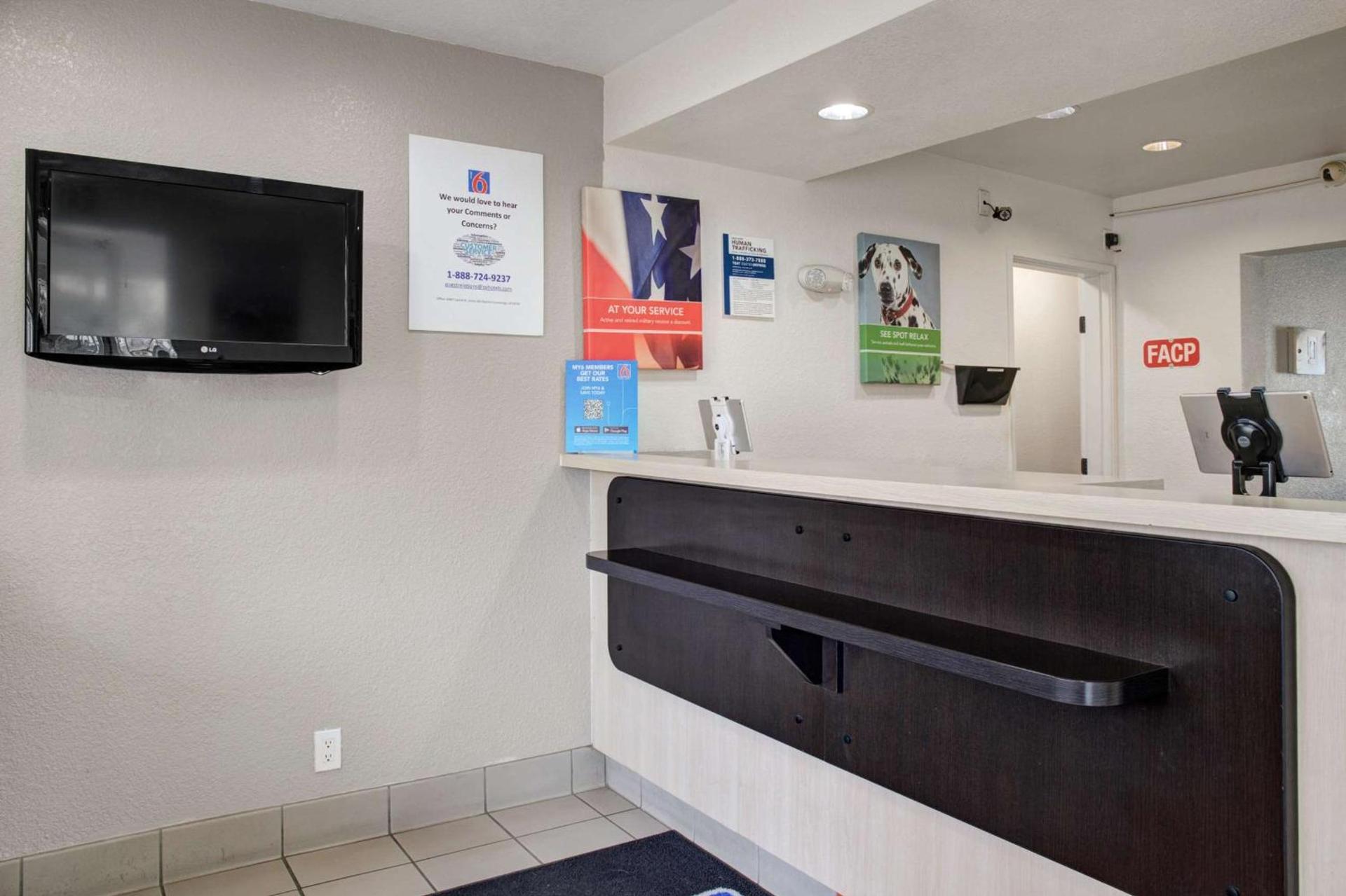 Motel 6-Carson City, NV photo 25