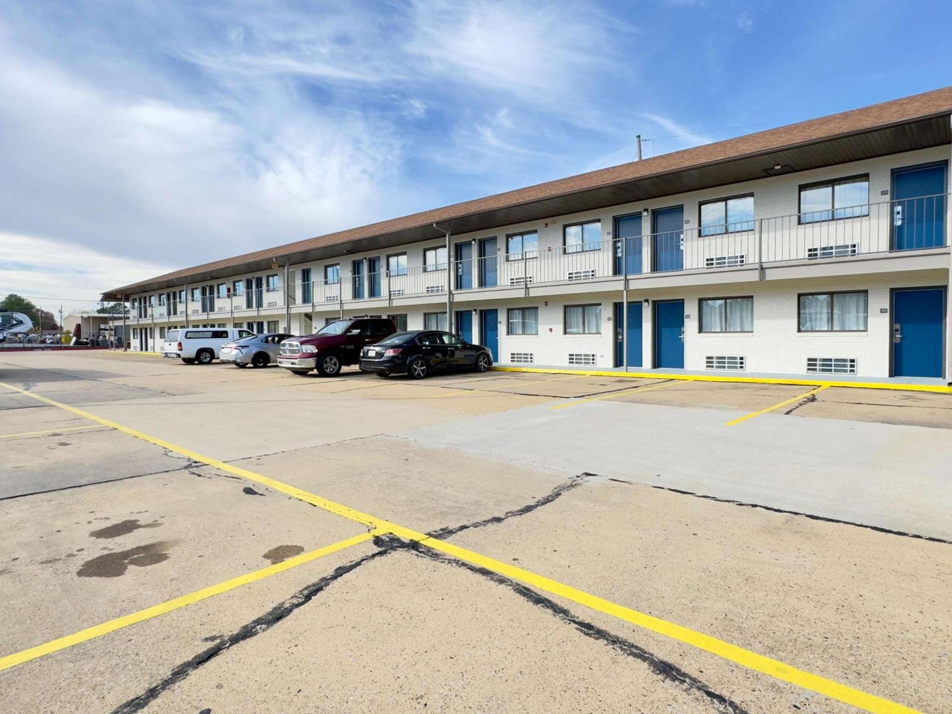 Motel 6-Dyersburg, TN photo 6