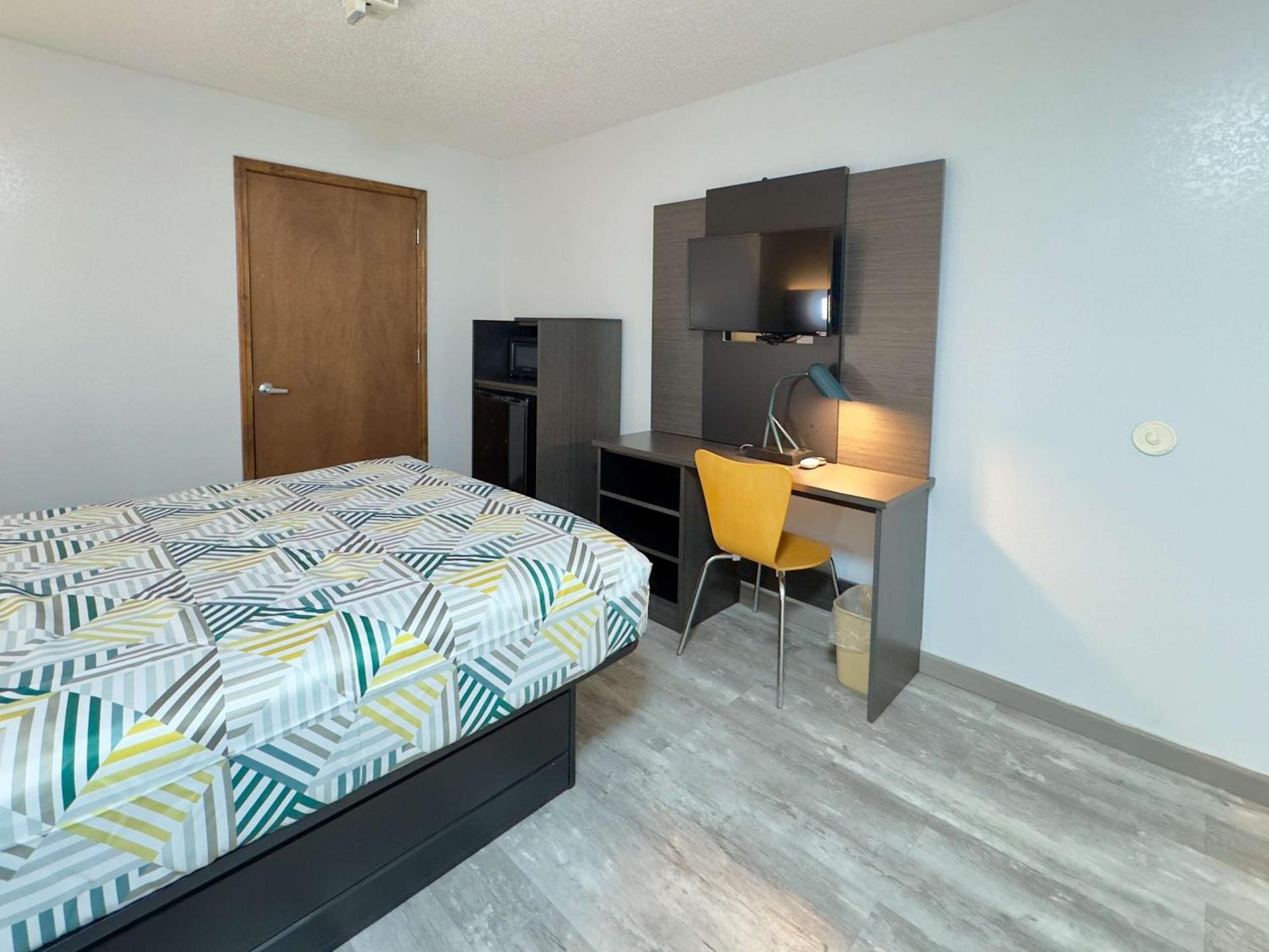 Motel 6-Dyersburg, TN photo 17