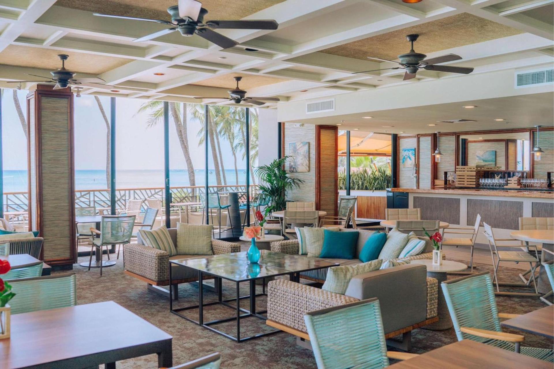 OUTRIGGER Waikiki Beach Resort photo 3
