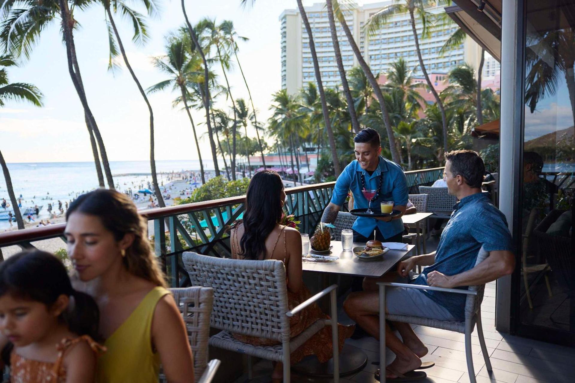 OUTRIGGER Waikiki Beach Resort photo 5
