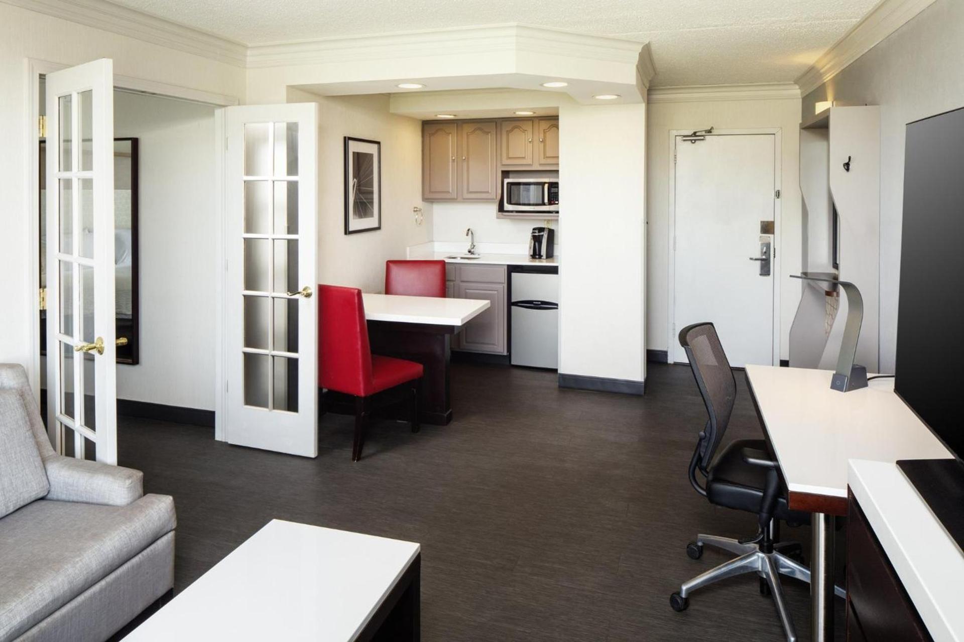 Holiday Inn Weirton-Steubenville Area photo 58