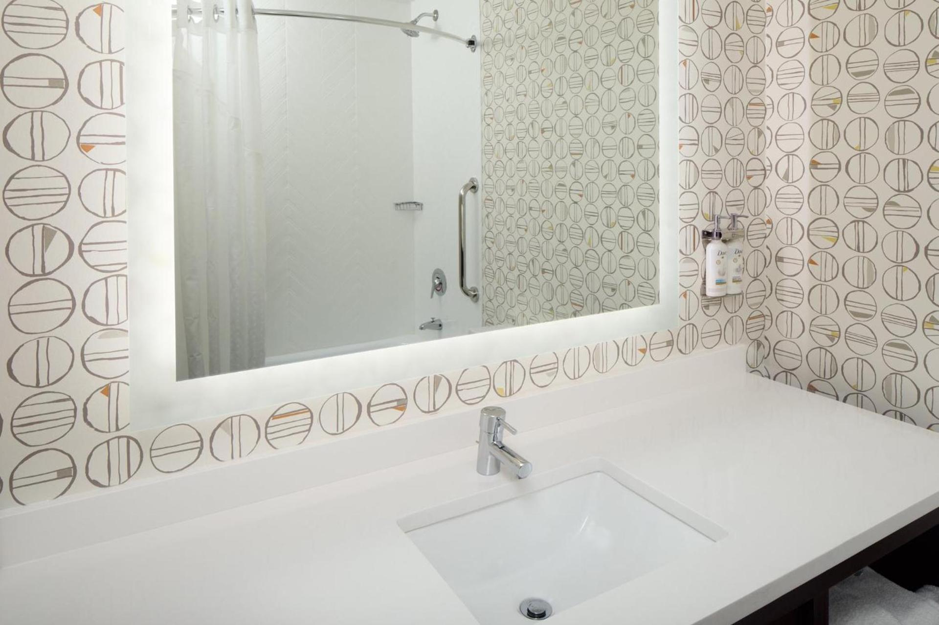 Holiday Inn Weirton-Steubenville Area photo 50