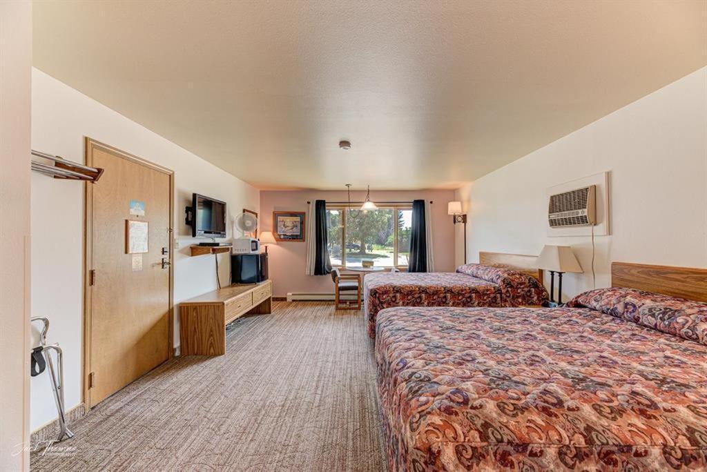 Moriah Motel photo 9