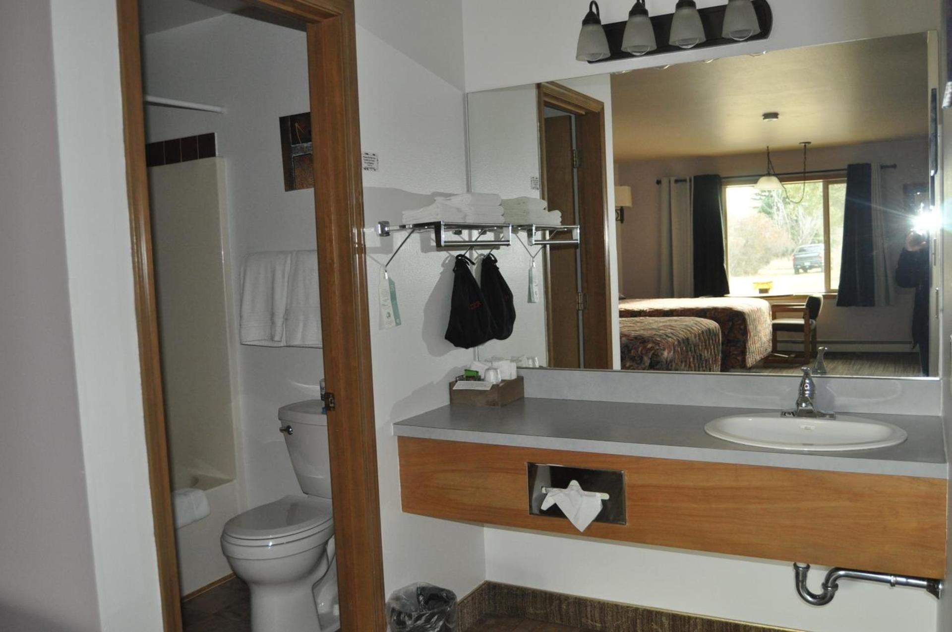 Moriah Motel photo 12