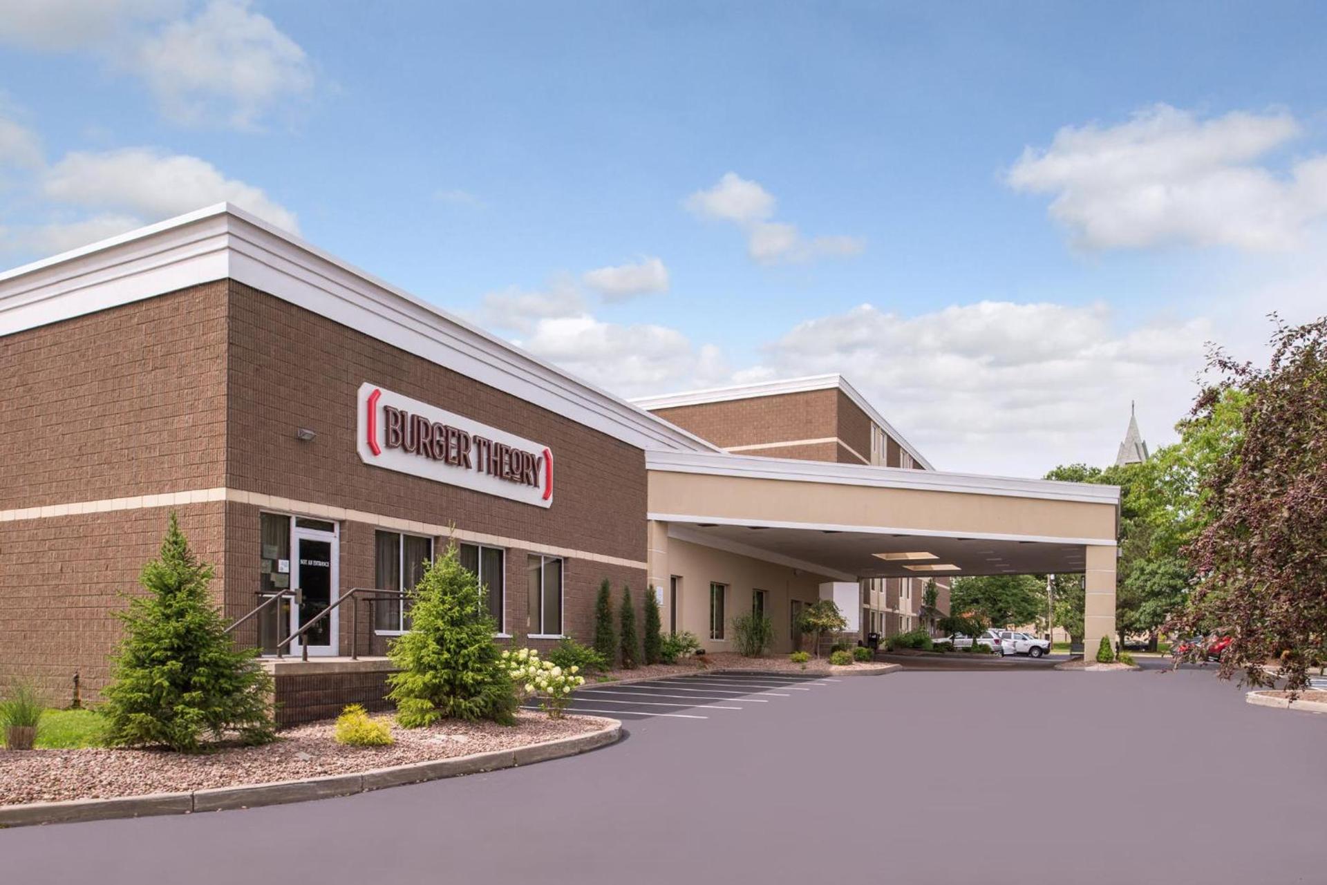 Holiday Inn Auburn-Finger Lakes Region by IHG photo 30