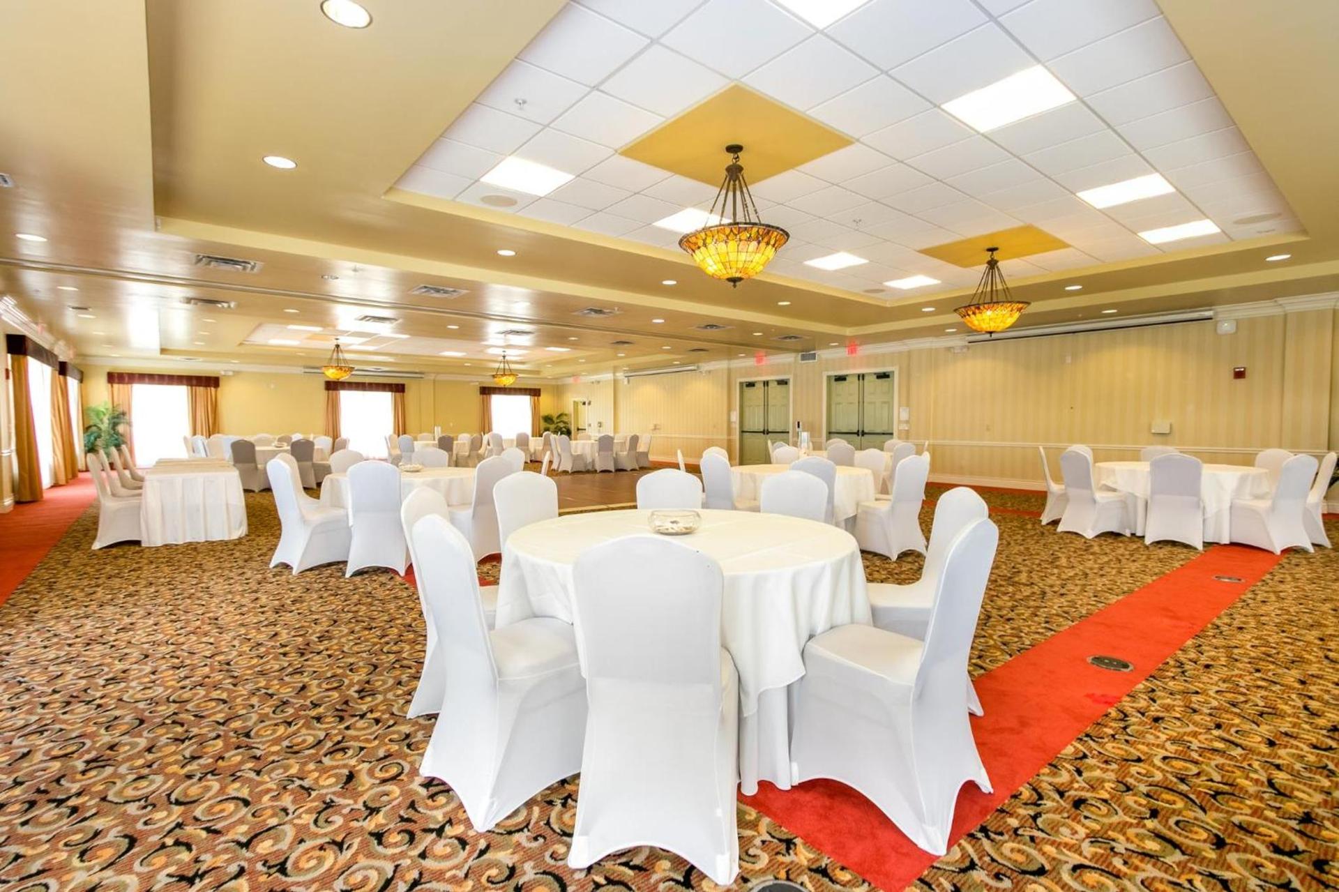 Holiday Inn & Suites Clearwater Beach by IHG photo 26