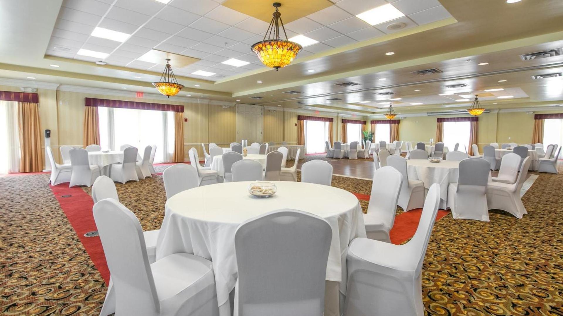 Holiday Inn & Suites Clearwater Beach by IHG photo 34