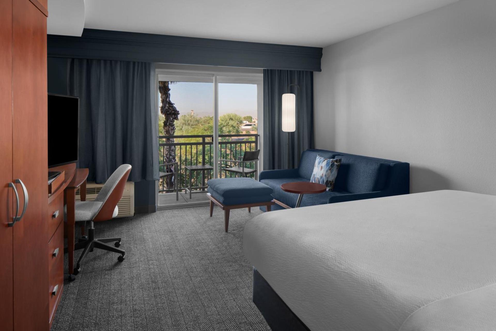 Courtyard by Marriott Phoenix West/Avondale photo 40