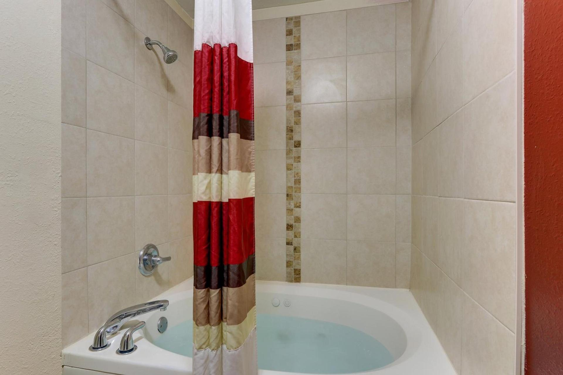 Red Roof Inn Springfield, OH photo 36