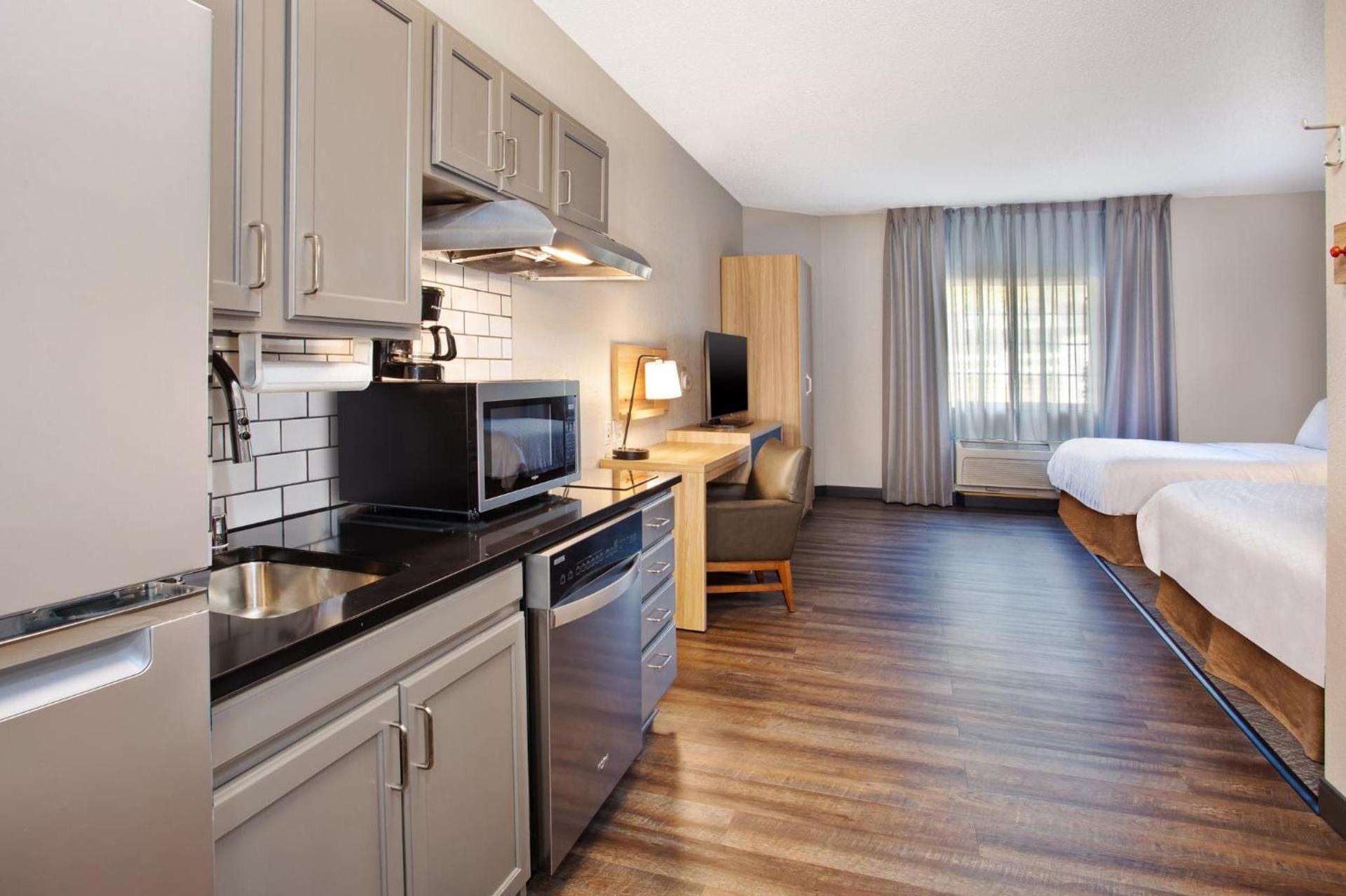 Candlewood Suites Kenosha - Pleasant Prairie by IHG photo 41
