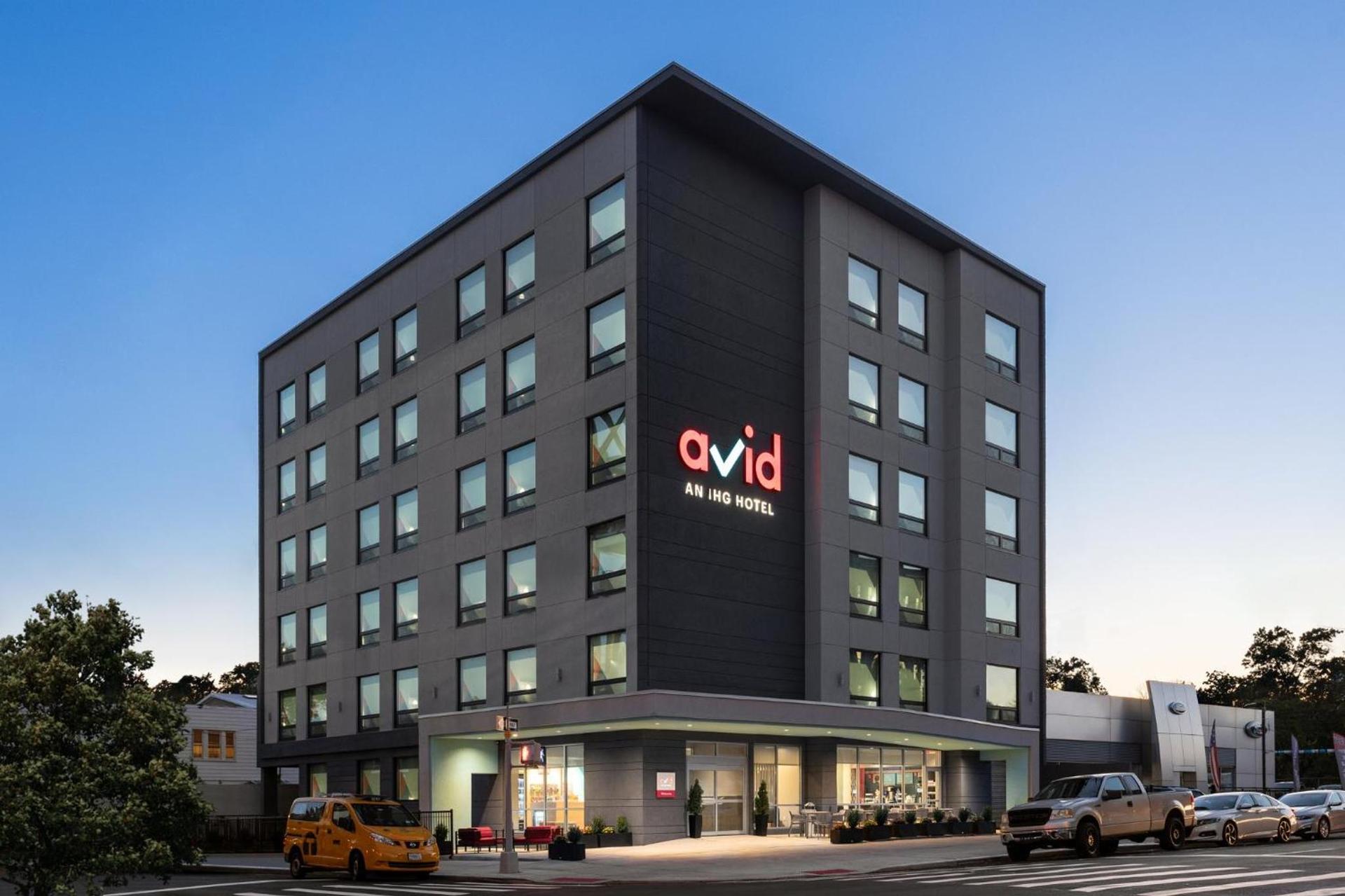 avid hotels - Brooklyn Dyker Heights by IHG photo 60