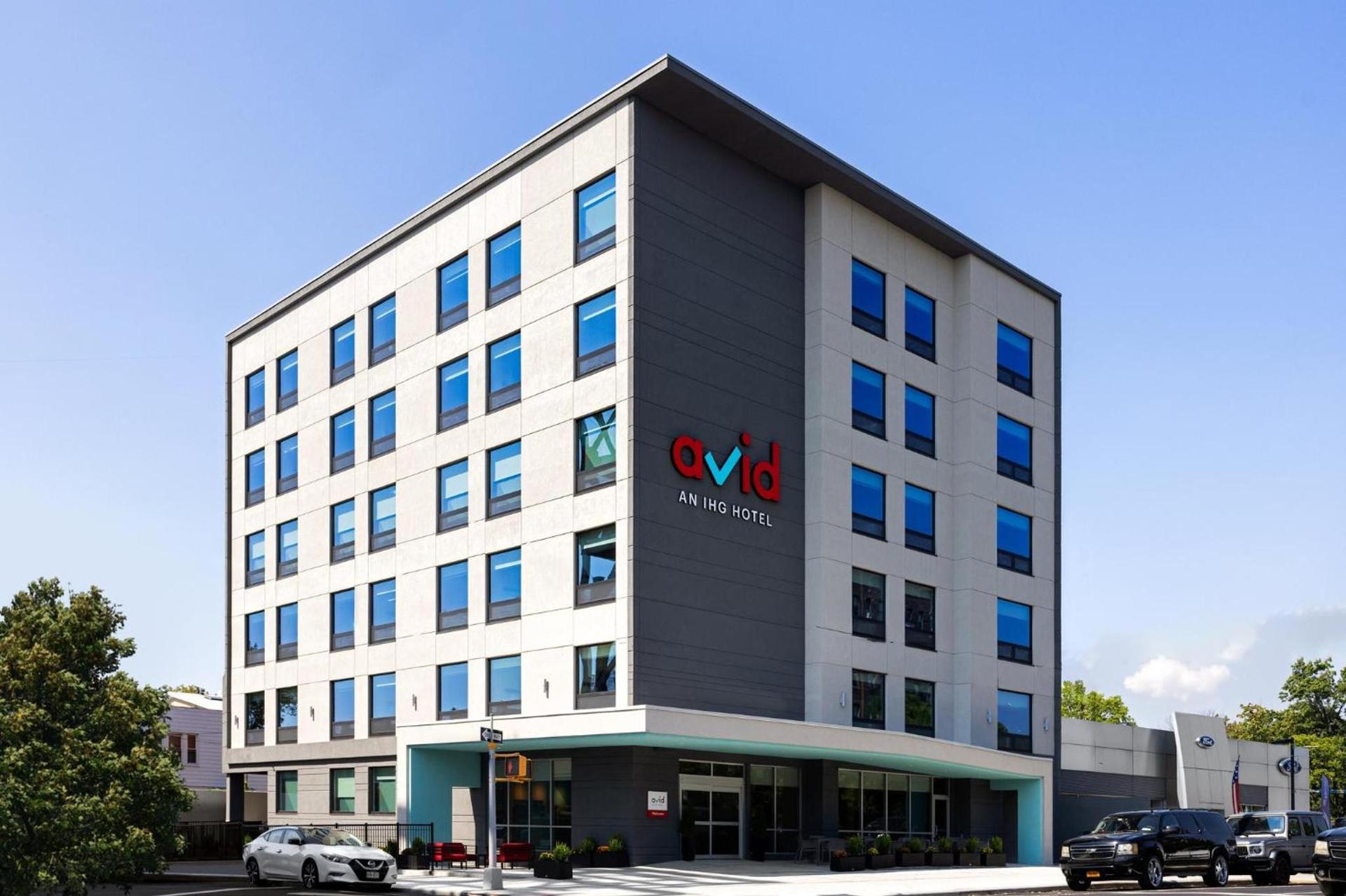 avid hotels - Brooklyn Dyker Heights by IHG photo 61