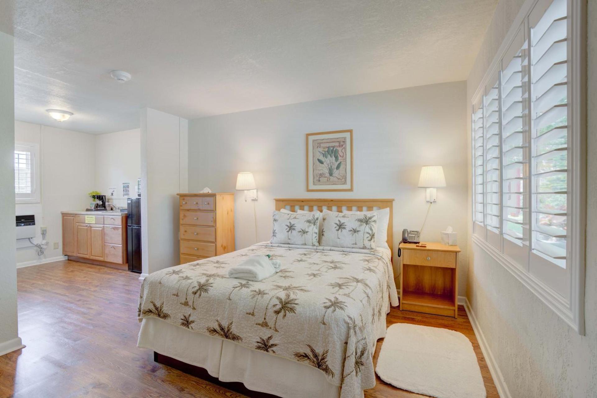 Tequesta Palms Inn photo 6