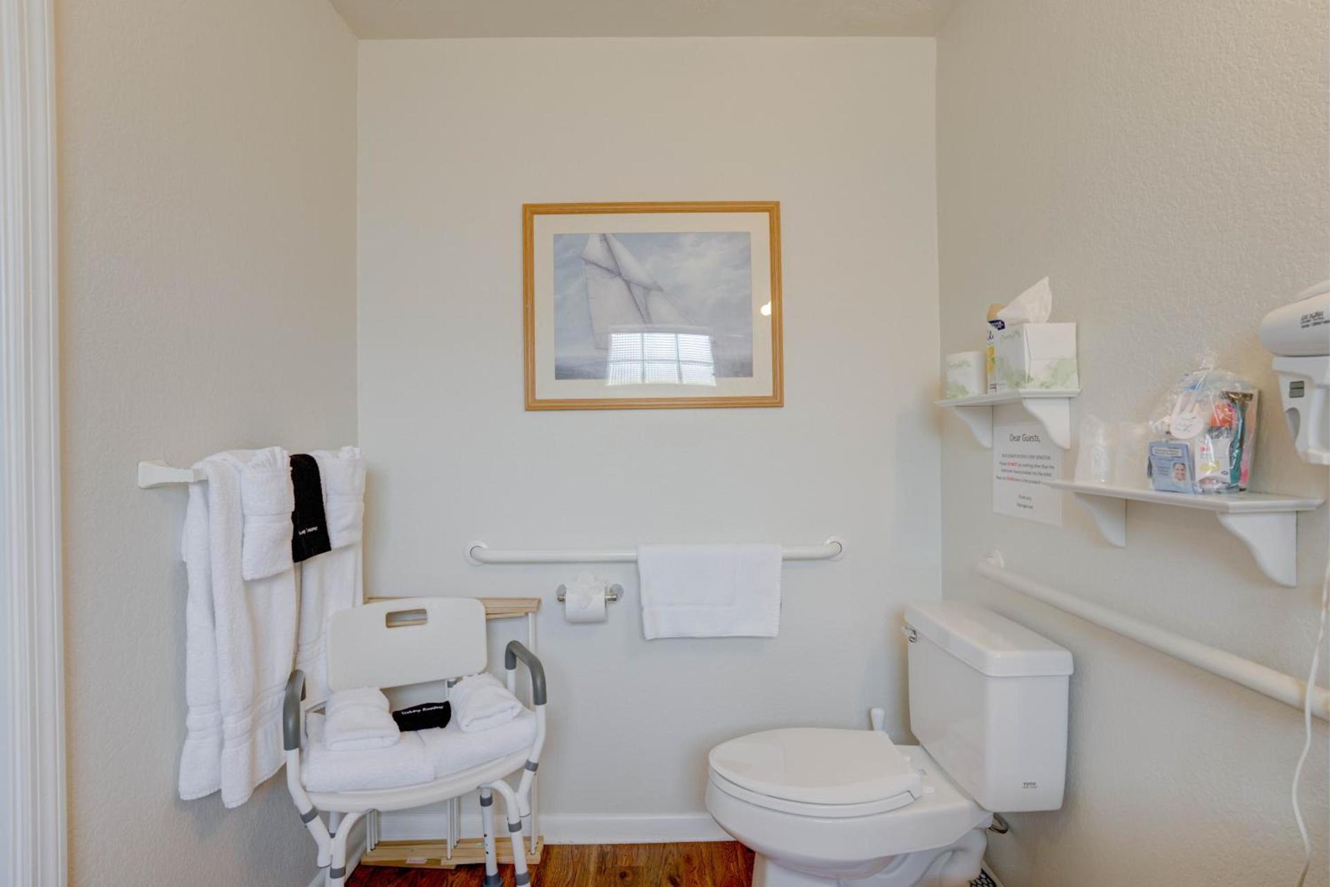 Tequesta Palms Inn photo 11