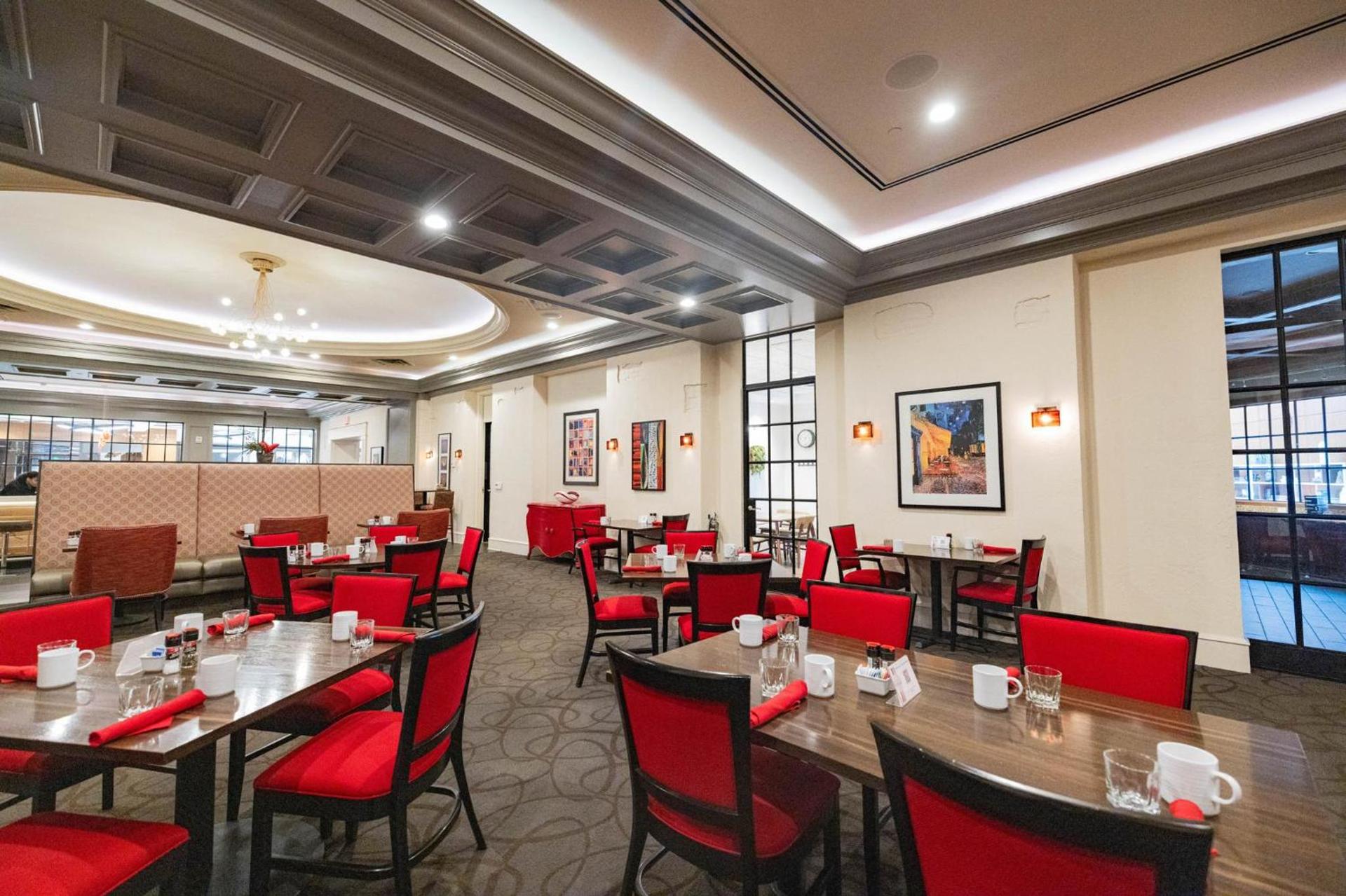 Crowne Plaza Lansing by IHG photo 37
