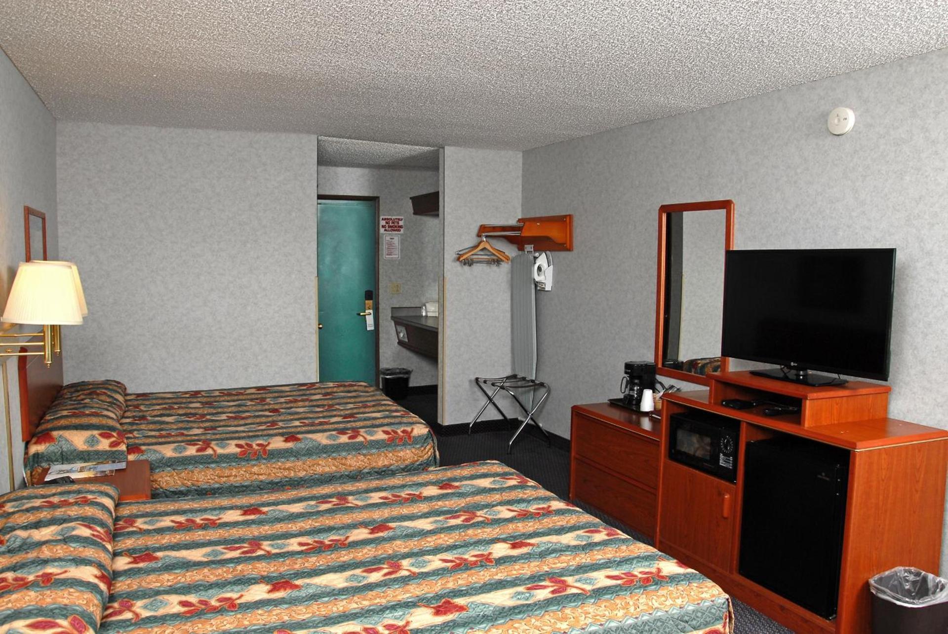Redmond Inn photo 25