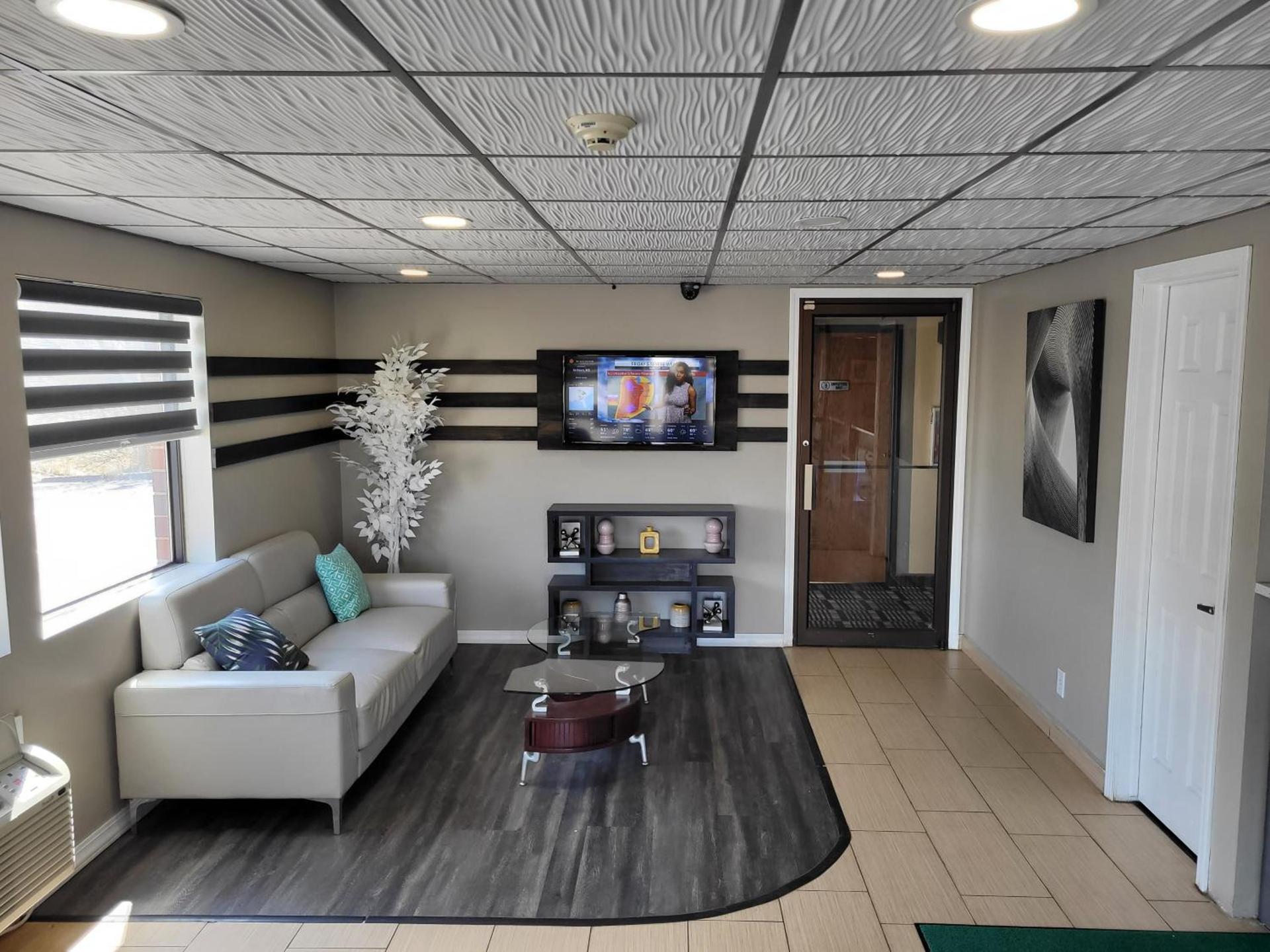 Horizon Inn photo 9