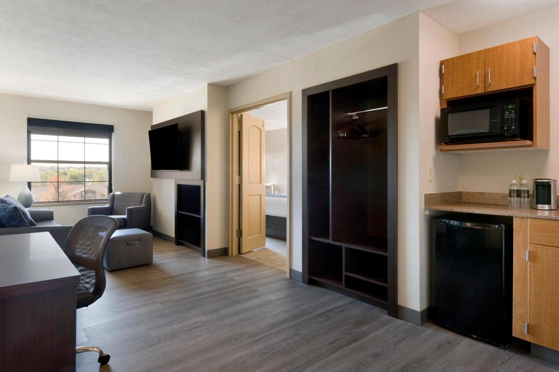 ClubHouse Hotel Sioux Falls photo 20