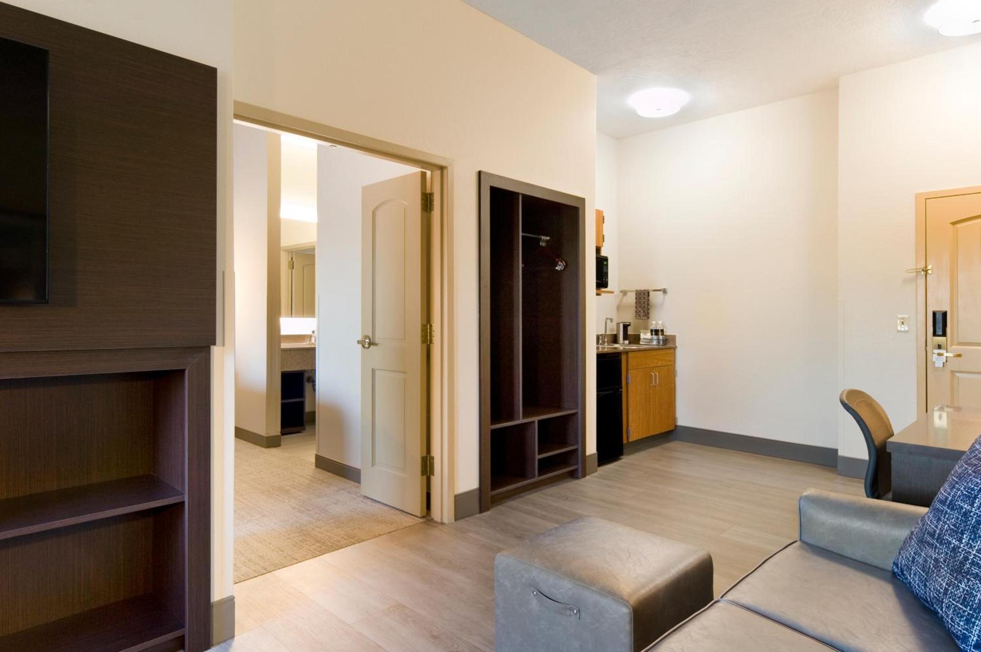 ClubHouse Hotel Sioux Falls photo 23
