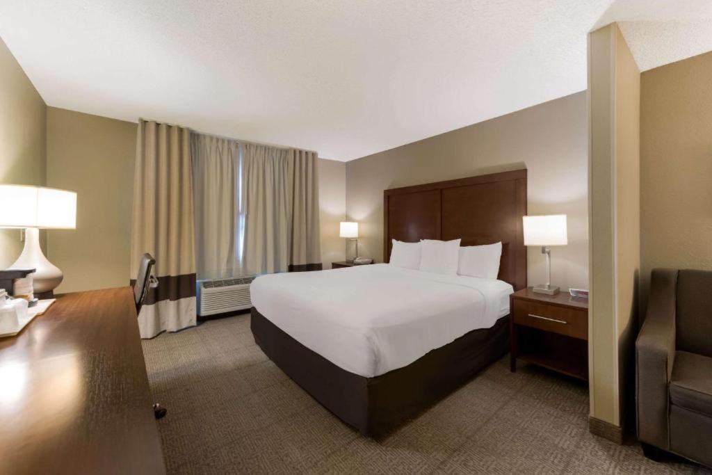 Comfort Inn Wichita East photo 31