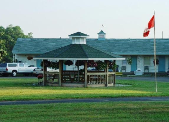 Theater Motel photo 6