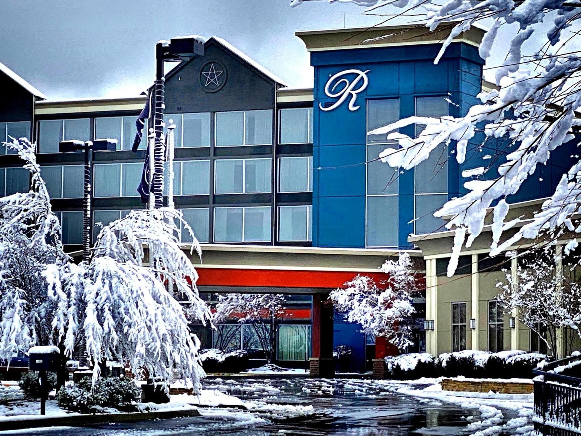 The Ramsey Hotel and Convention Center Pigeon Forge photo 2