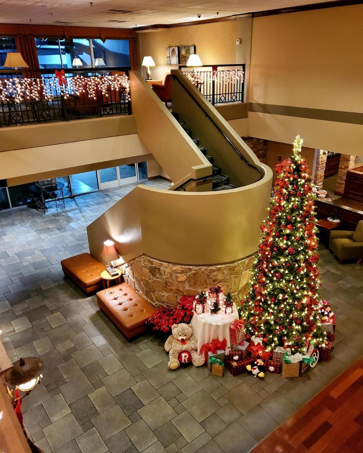 The Ramsey Hotel and Convention Center Pigeon Forge photo 4