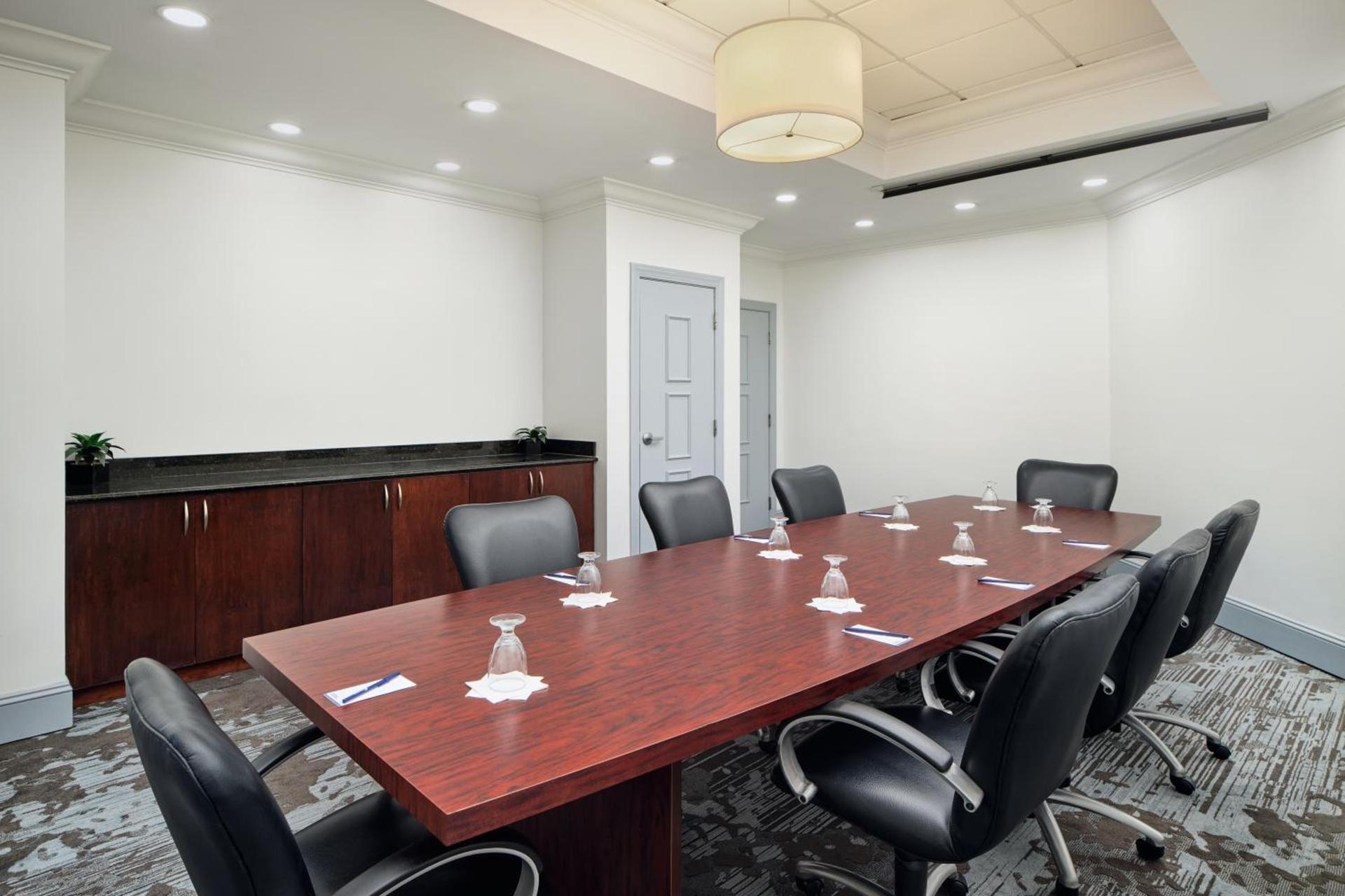 DoubleTree by Hilton Rocky Mount photo 23
