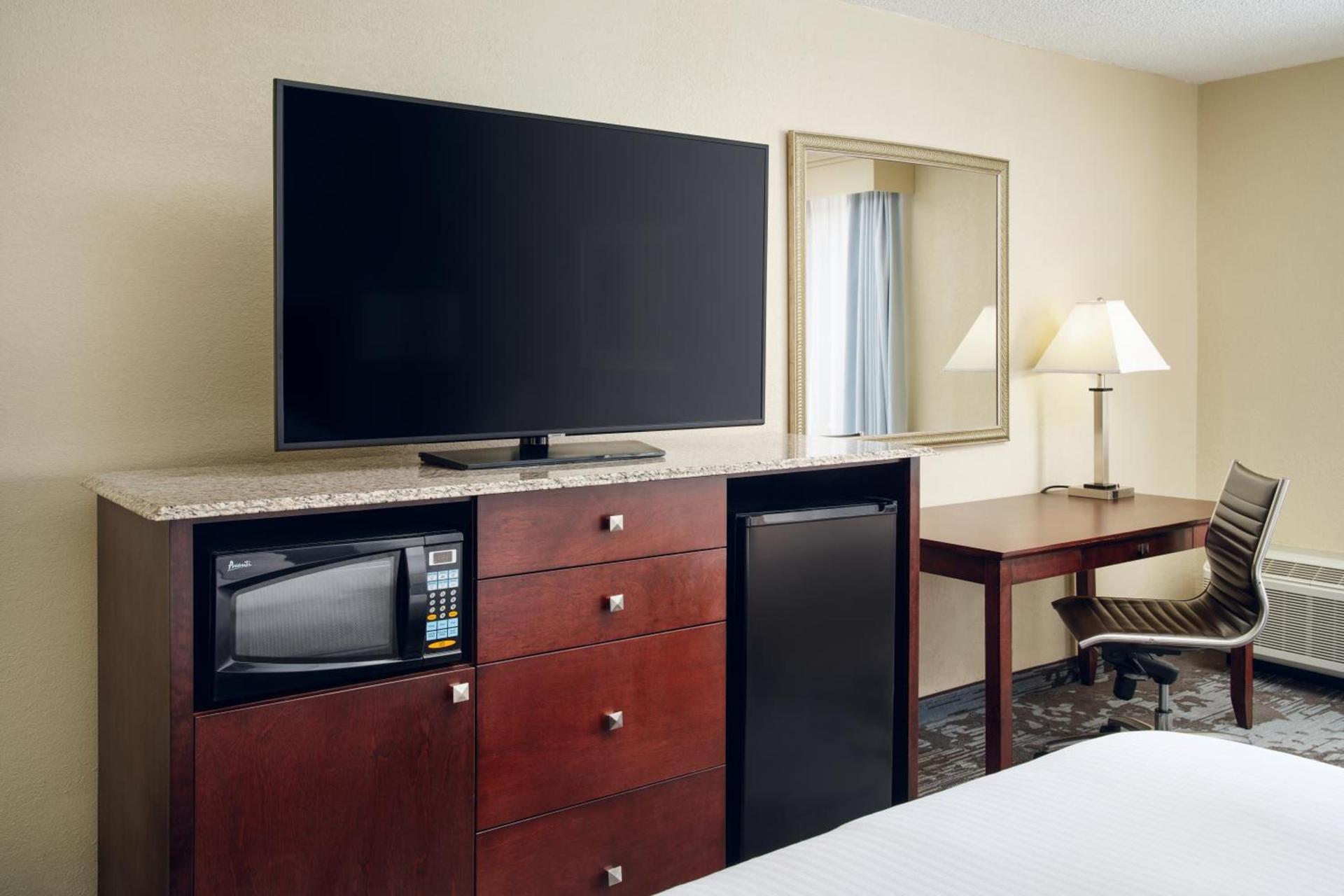 DoubleTree by Hilton Rocky Mount photo 27